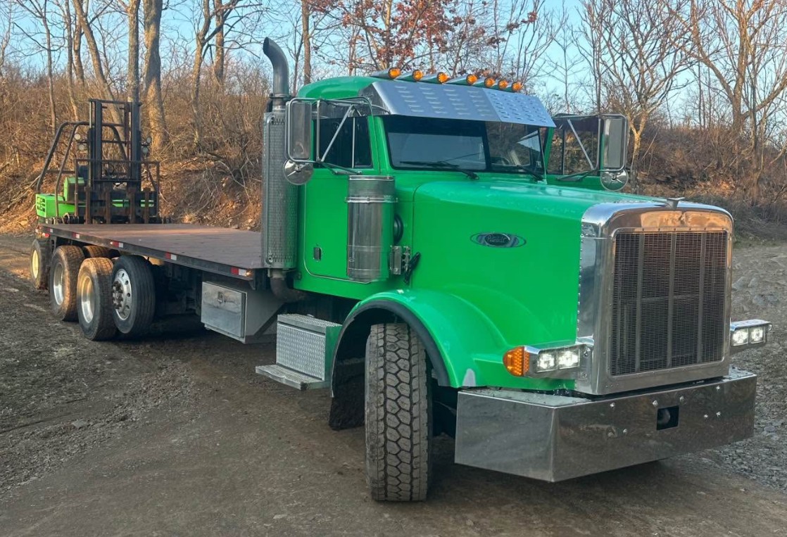 1999 PETERBILT 357 - view 2 of 25