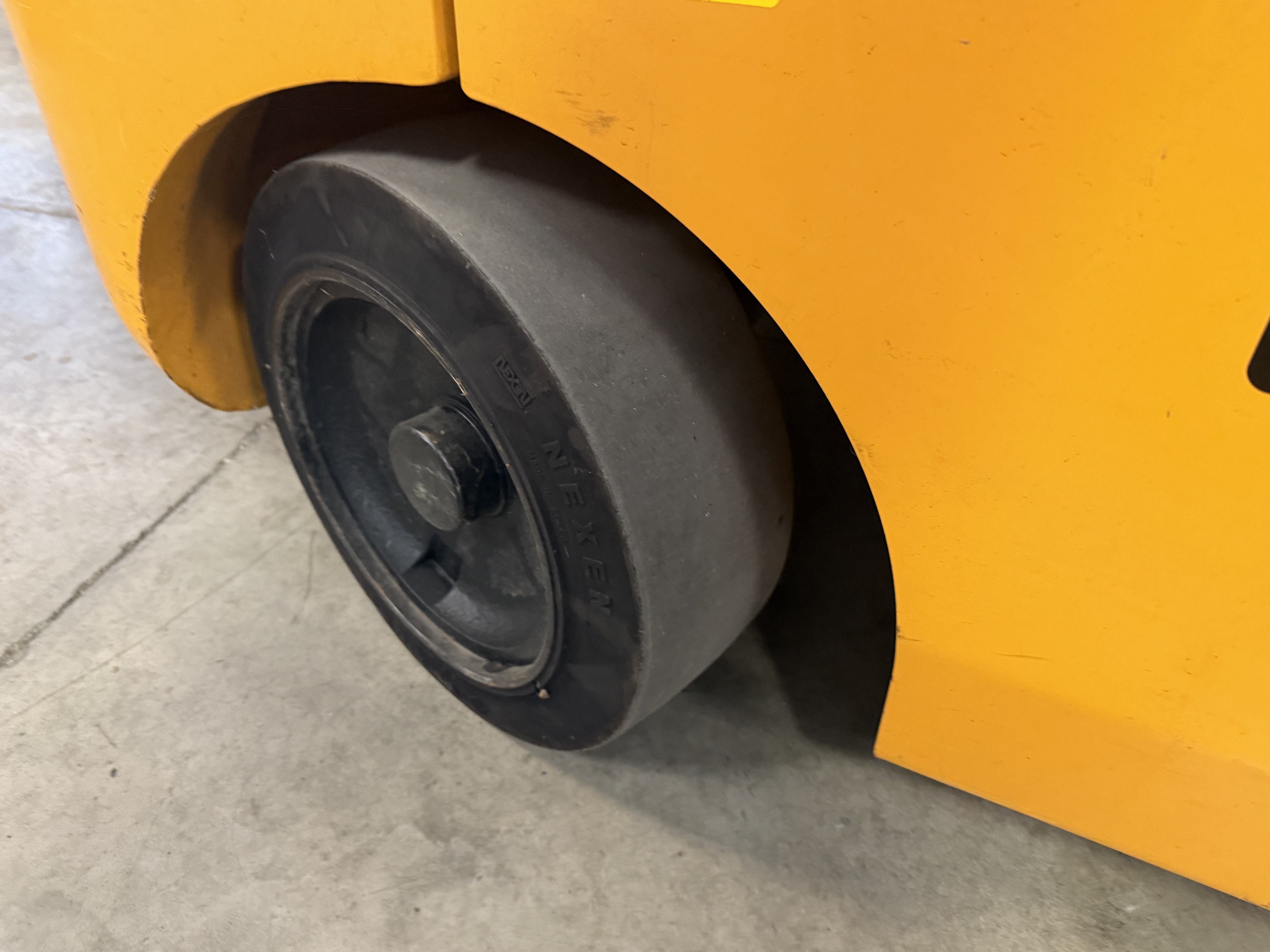 2019 HYUNDAI 25LC-7A - view 12 of 19