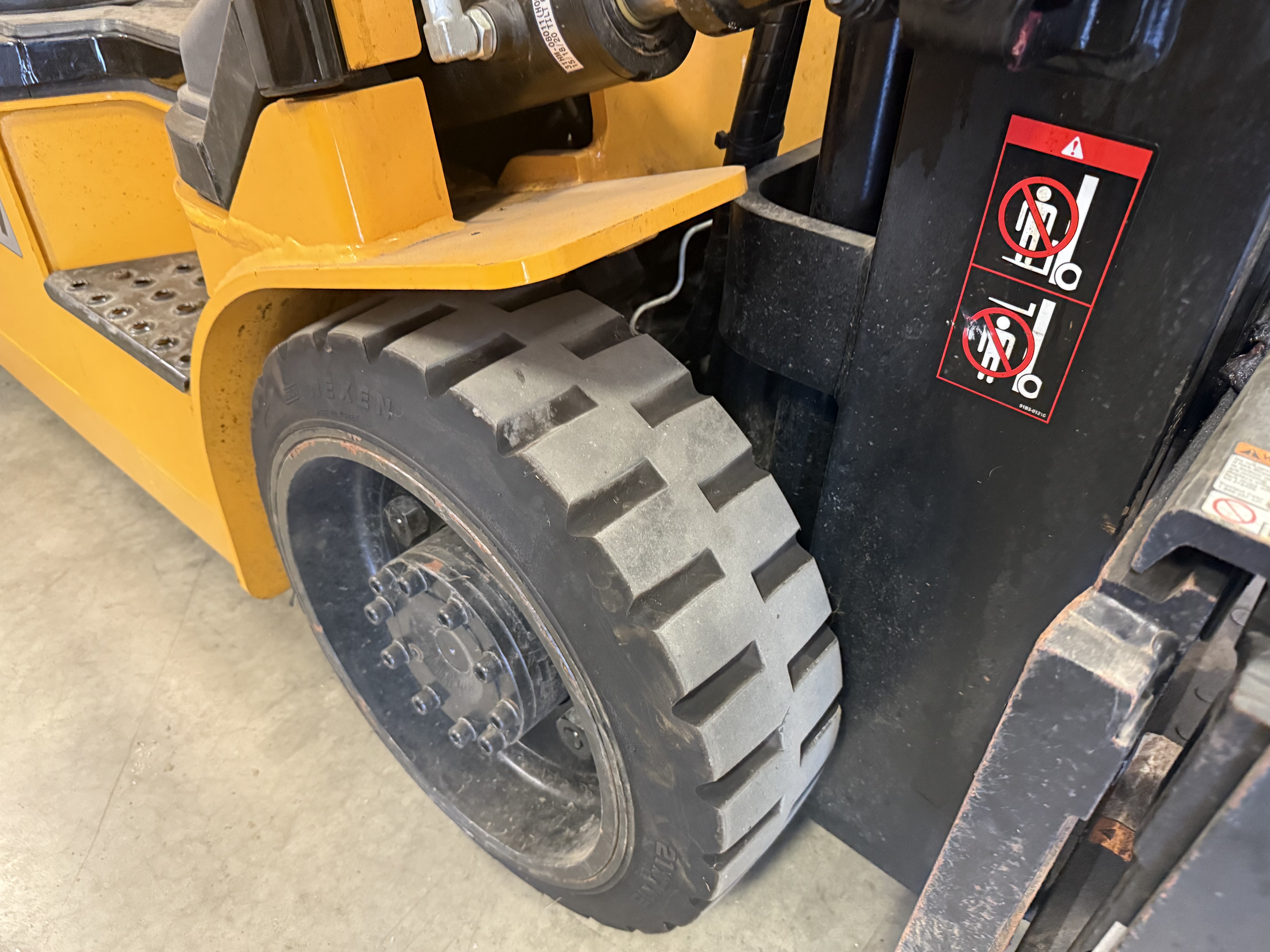 2019 HYUNDAI 25LC-7A - view 13 of 19