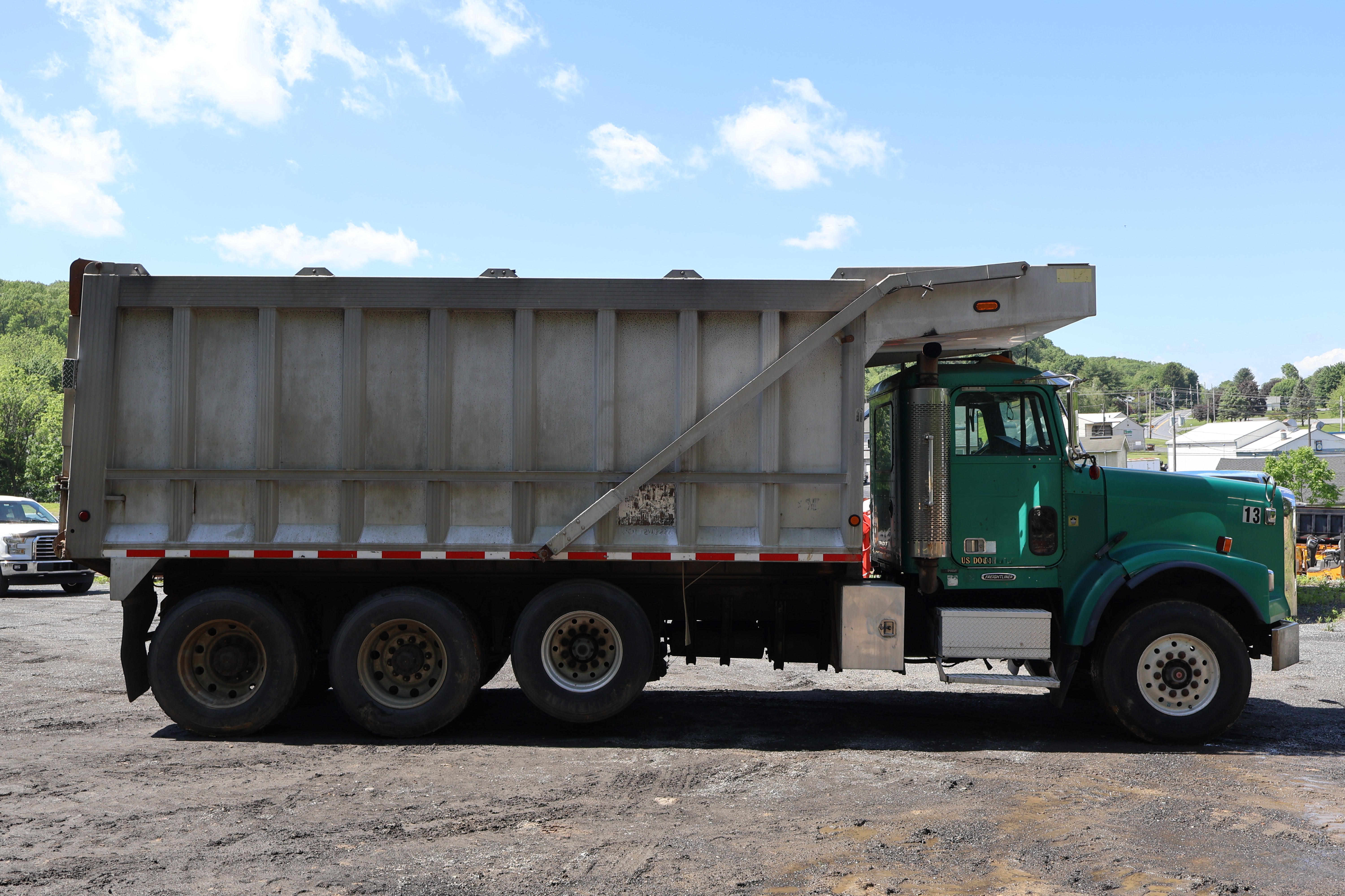 2000 FREIGHTLINER FLD112 - Image 4