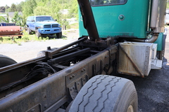 2000 FREIGHTLINER FLD112 - Image 21