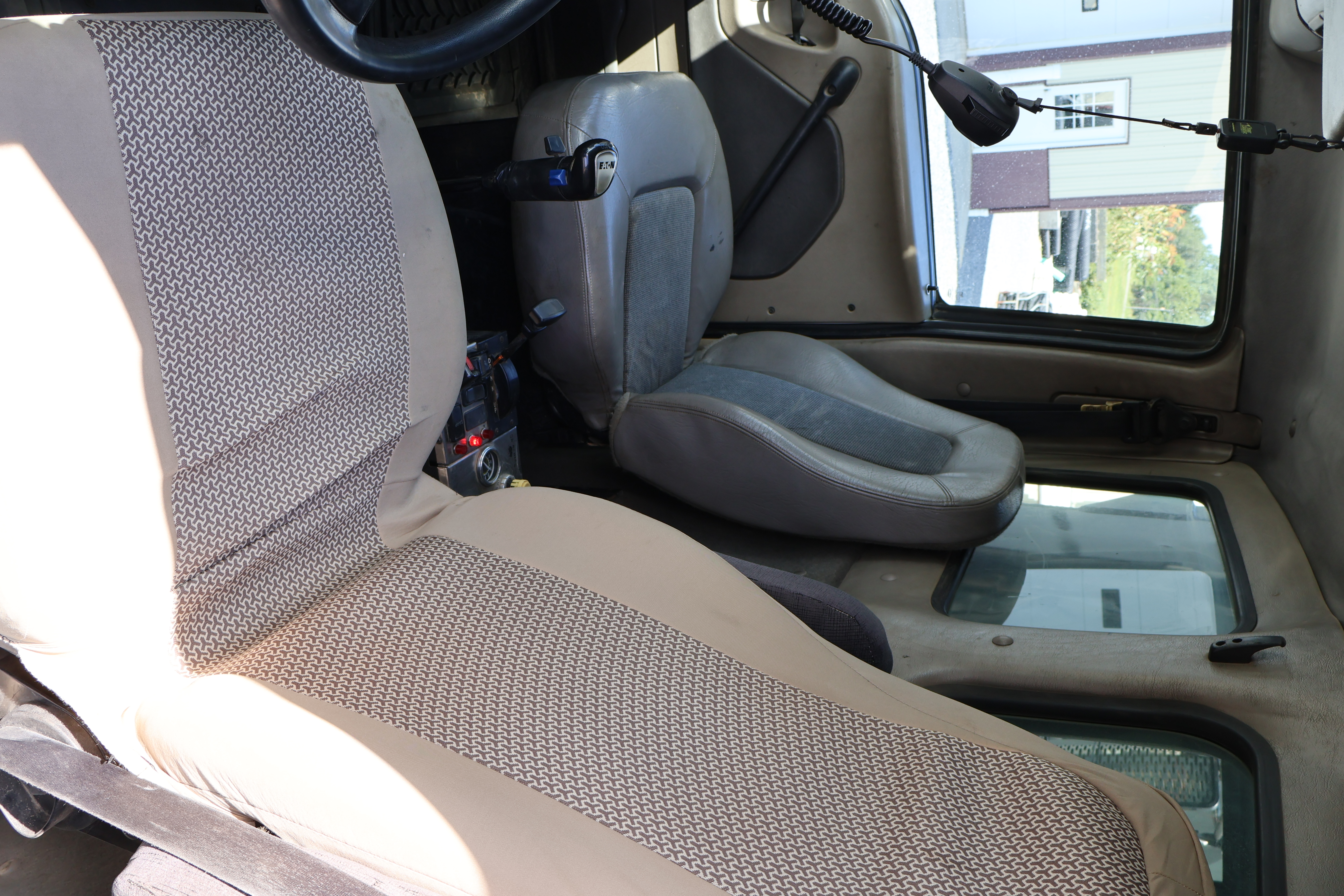 2008 STERLING L9500 - Image 33