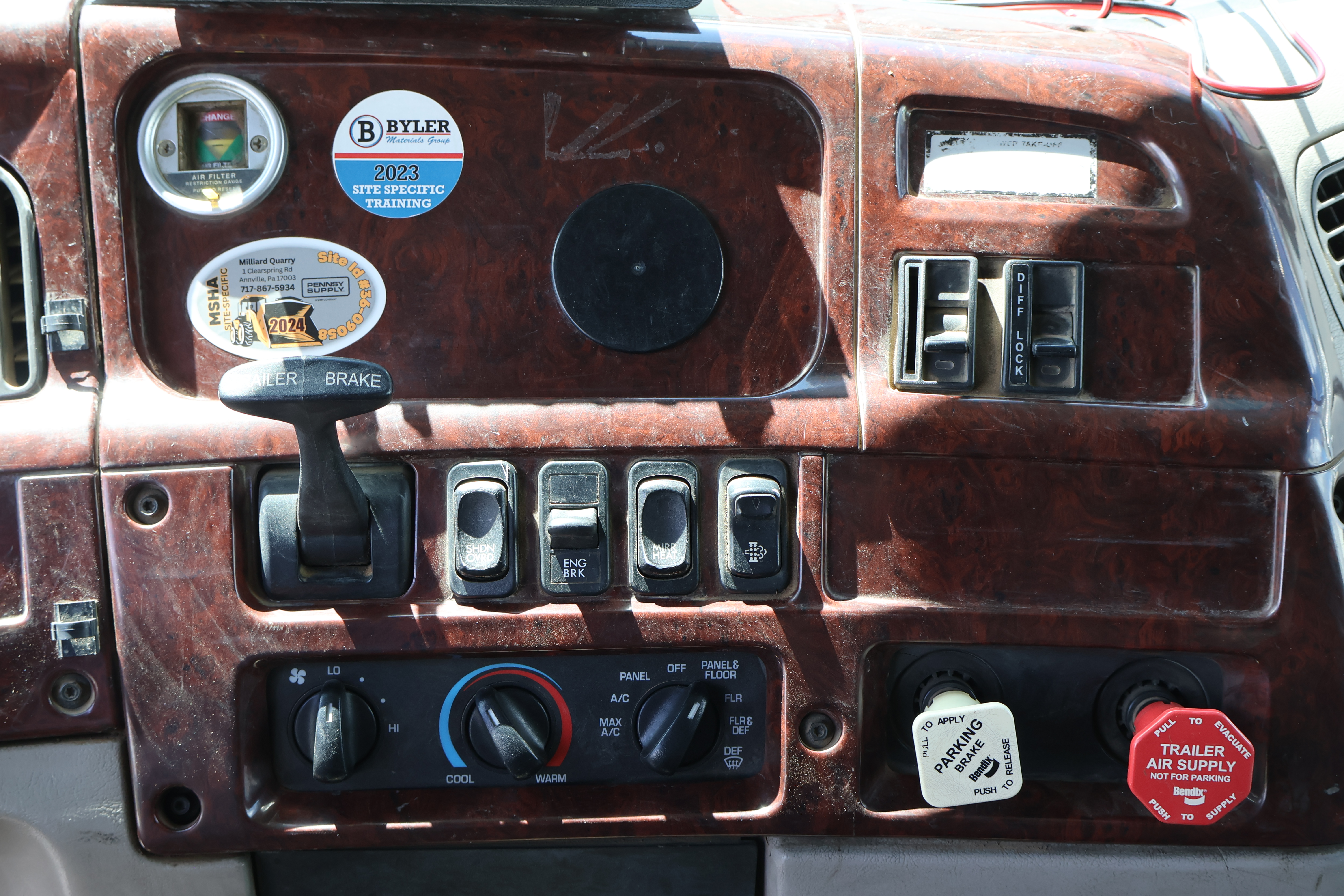 2008 STERLING L9500 - Image 37