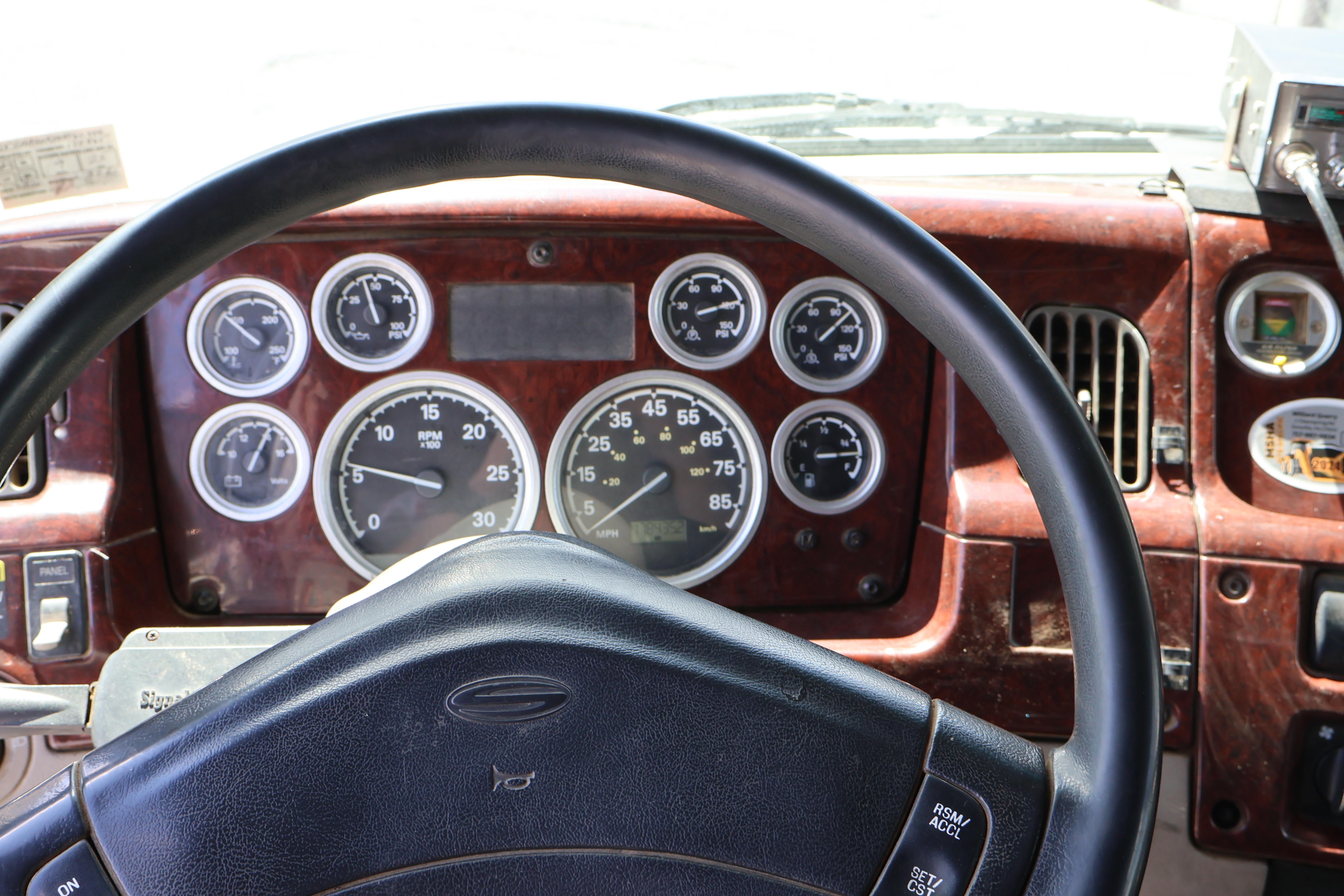 2008 STERLING L9500 - Image 39