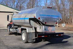 2004 INTERNATIONAL 4900 - Image 4