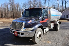 2004 INTERNATIONAL 4900 - Image 11