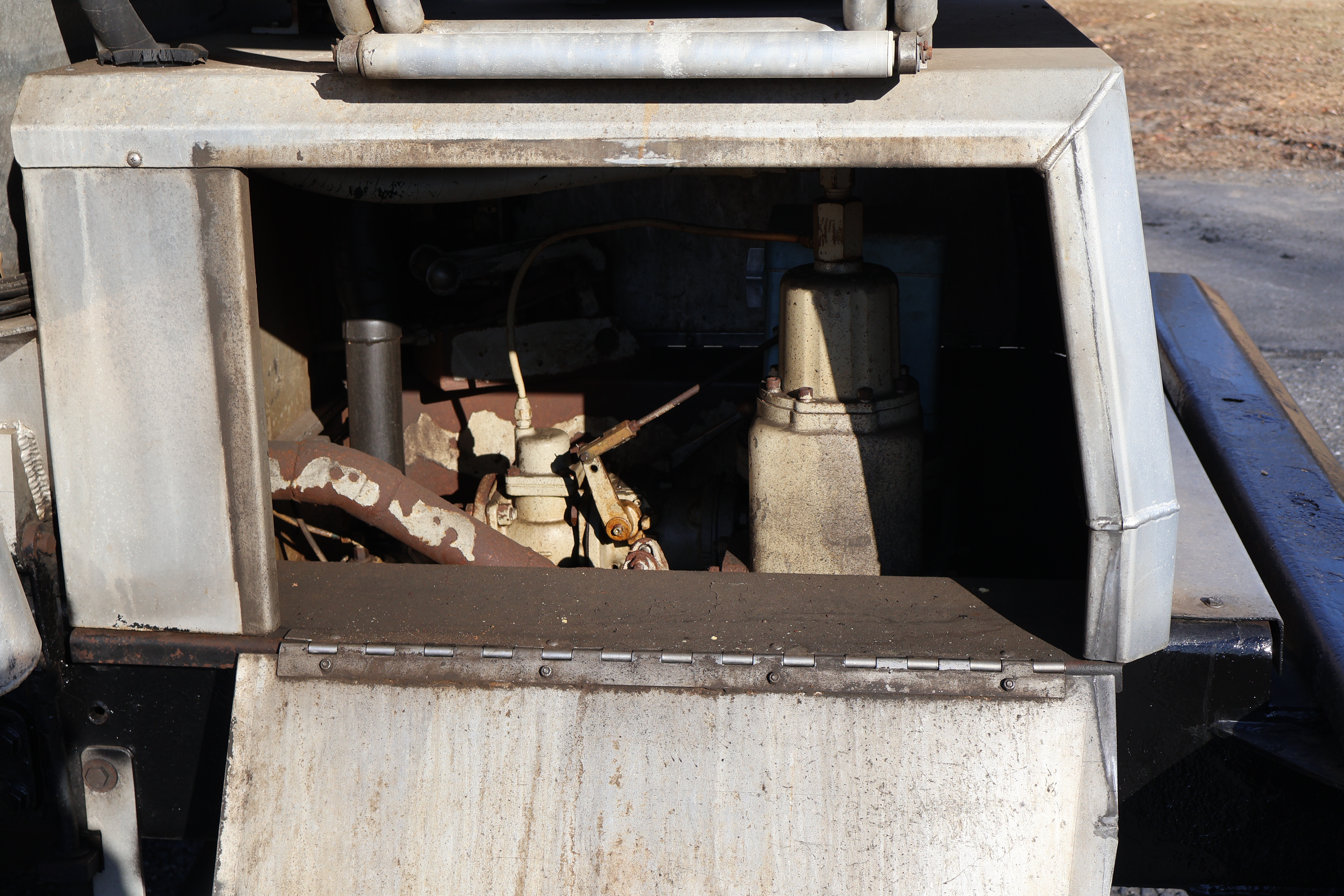 2004 INTERNATIONAL 4900 - Image 17