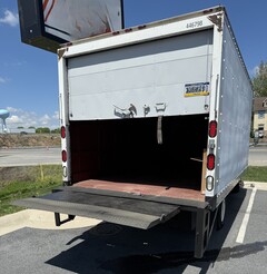 2005 GMC W4500 - Image 11