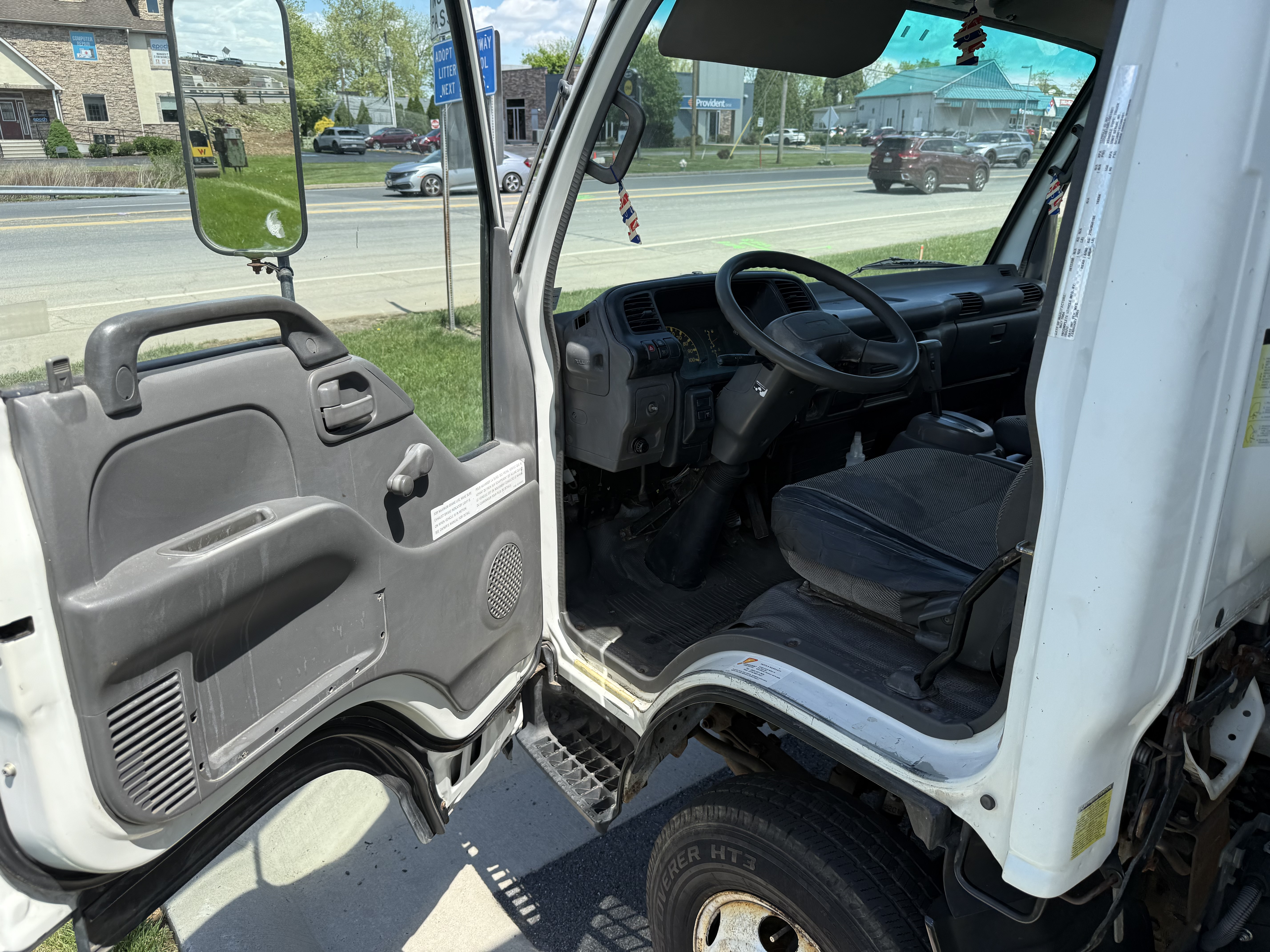 2005 GMC W4500 - Image 29