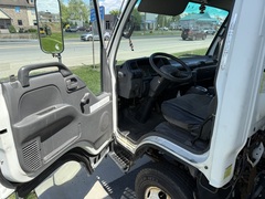 2005 GMC W4500 - Image 29