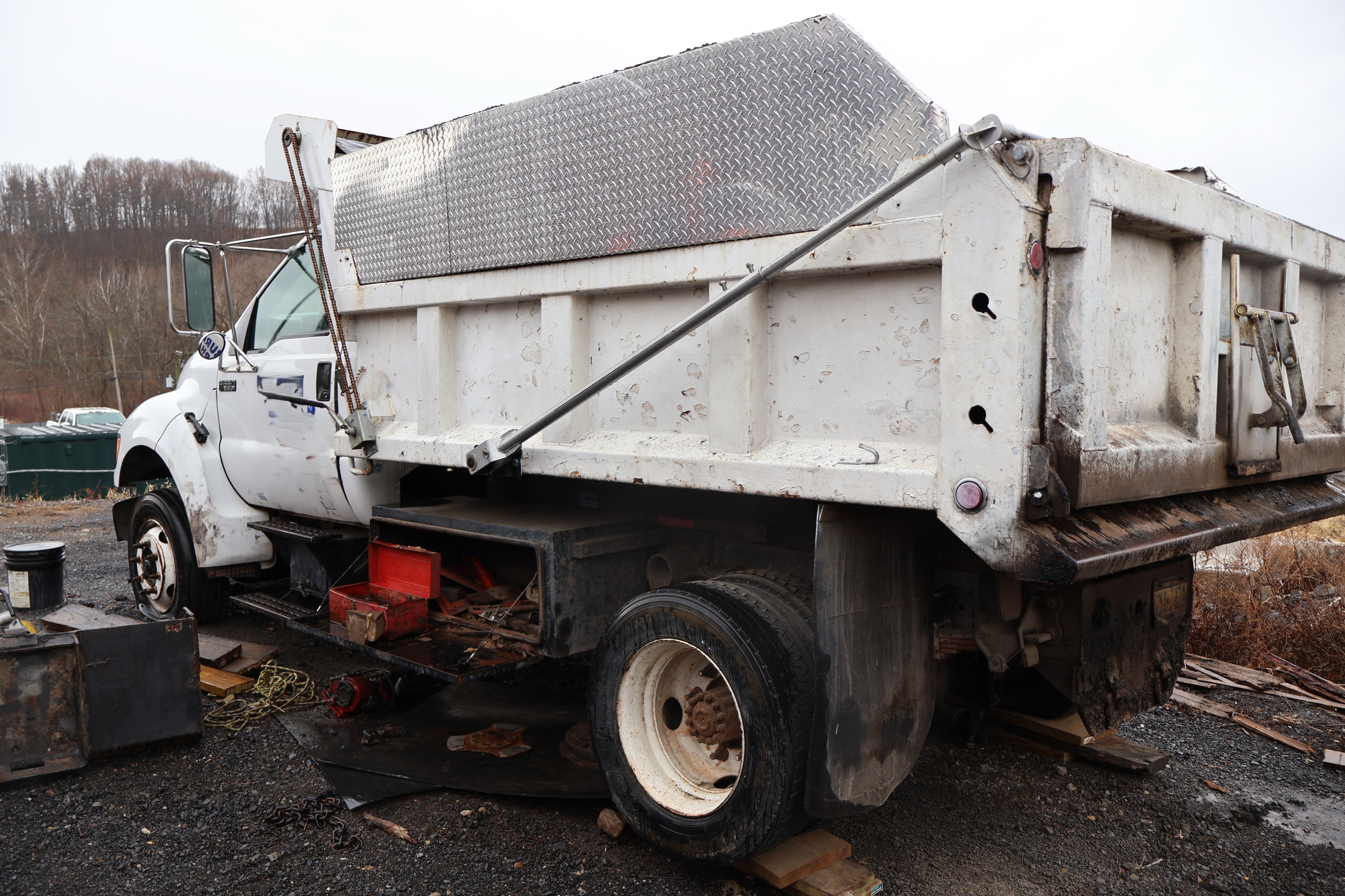 2001 FORD F650 - Image 7