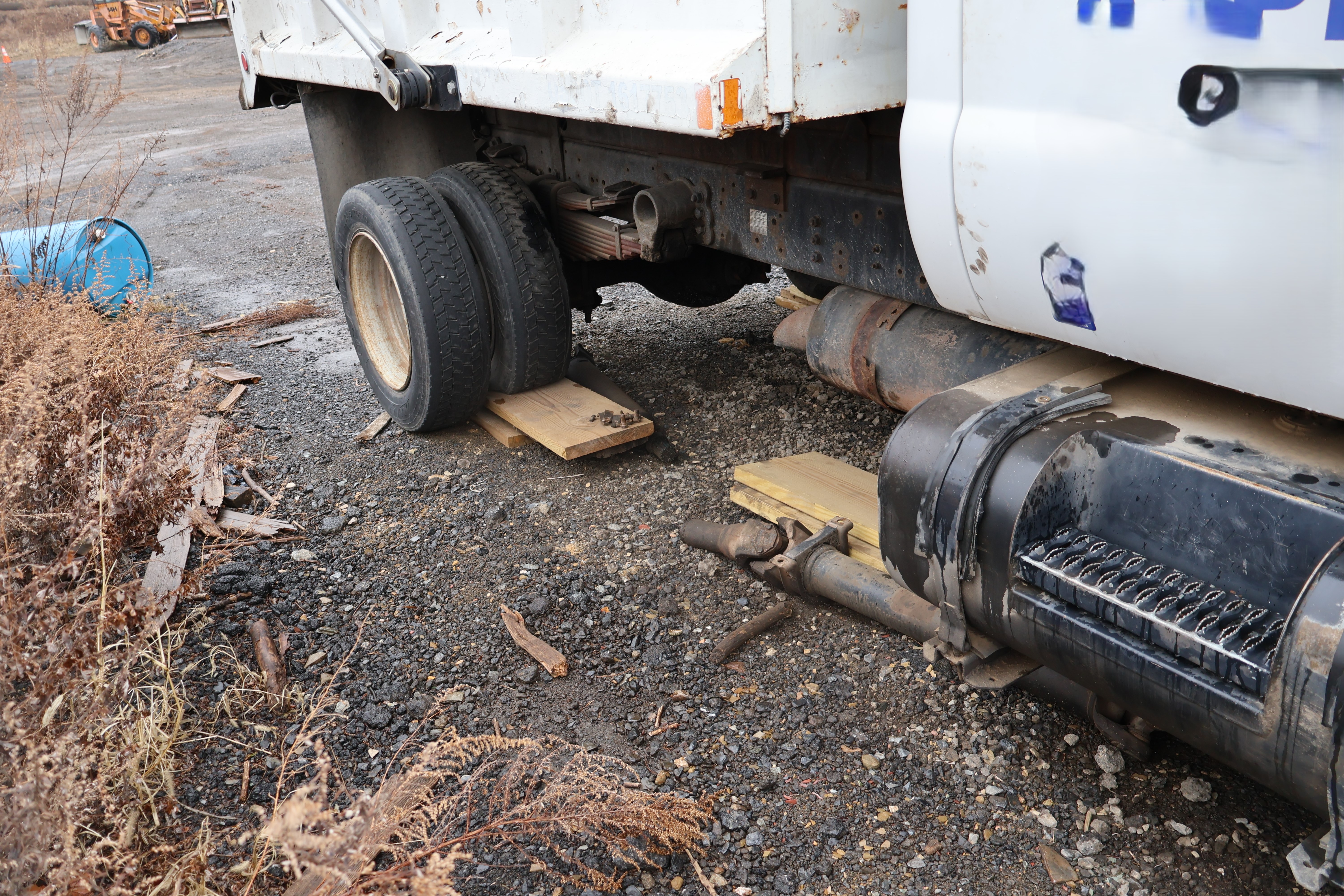 2001 FORD F650 - Image 13