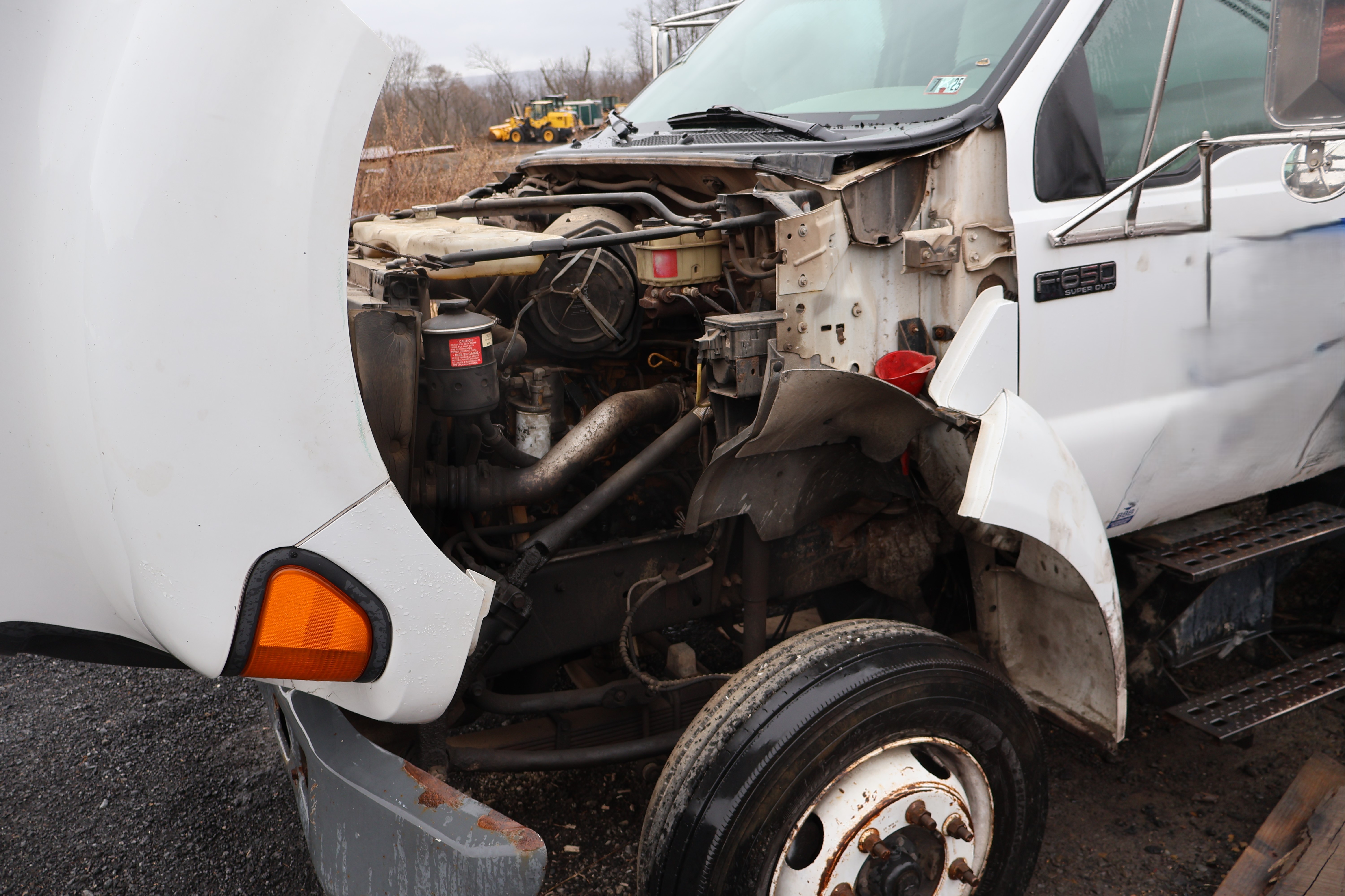 2001 FORD F650 - Image 16