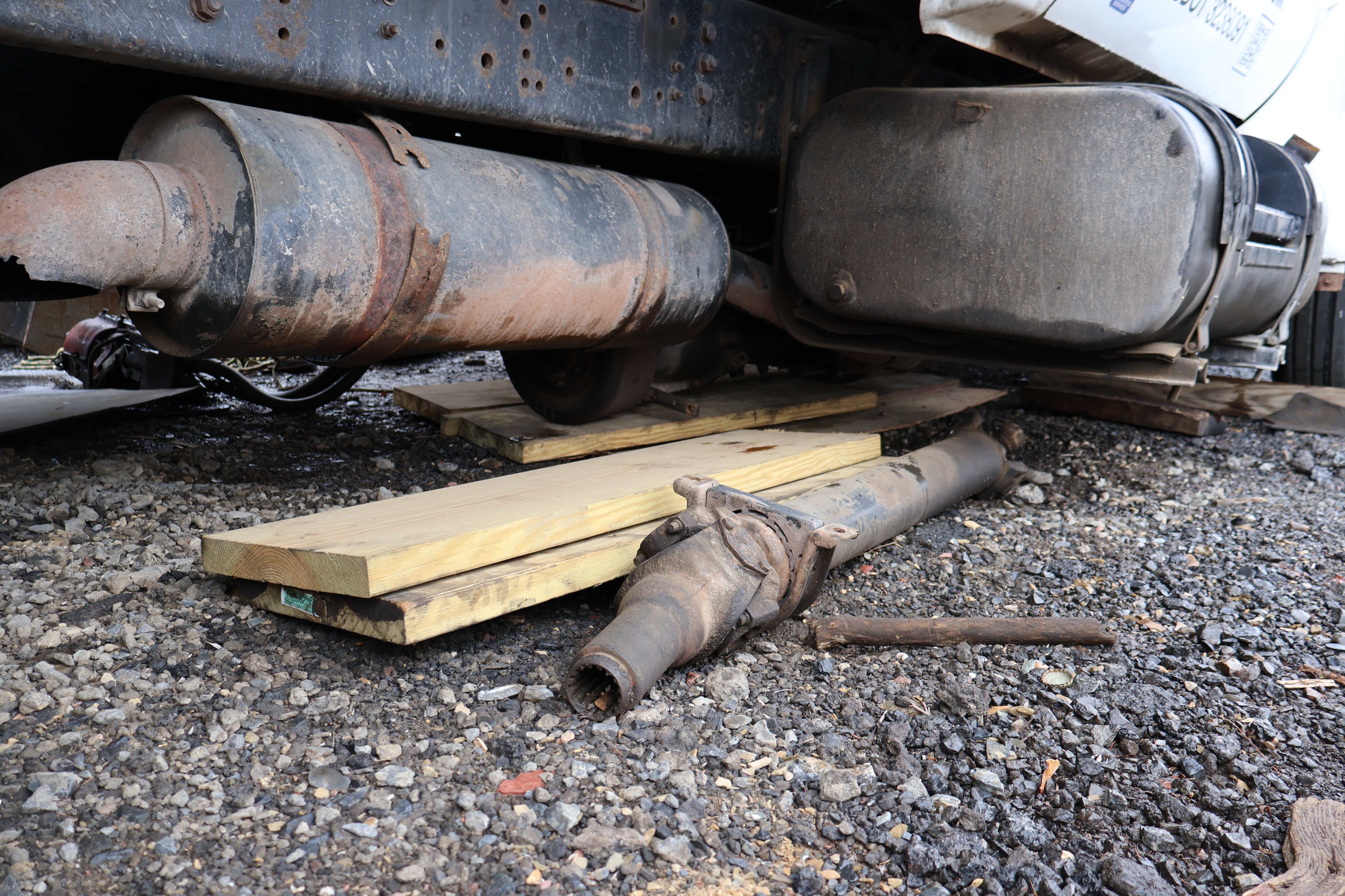 2001 FORD F650 - Image 29