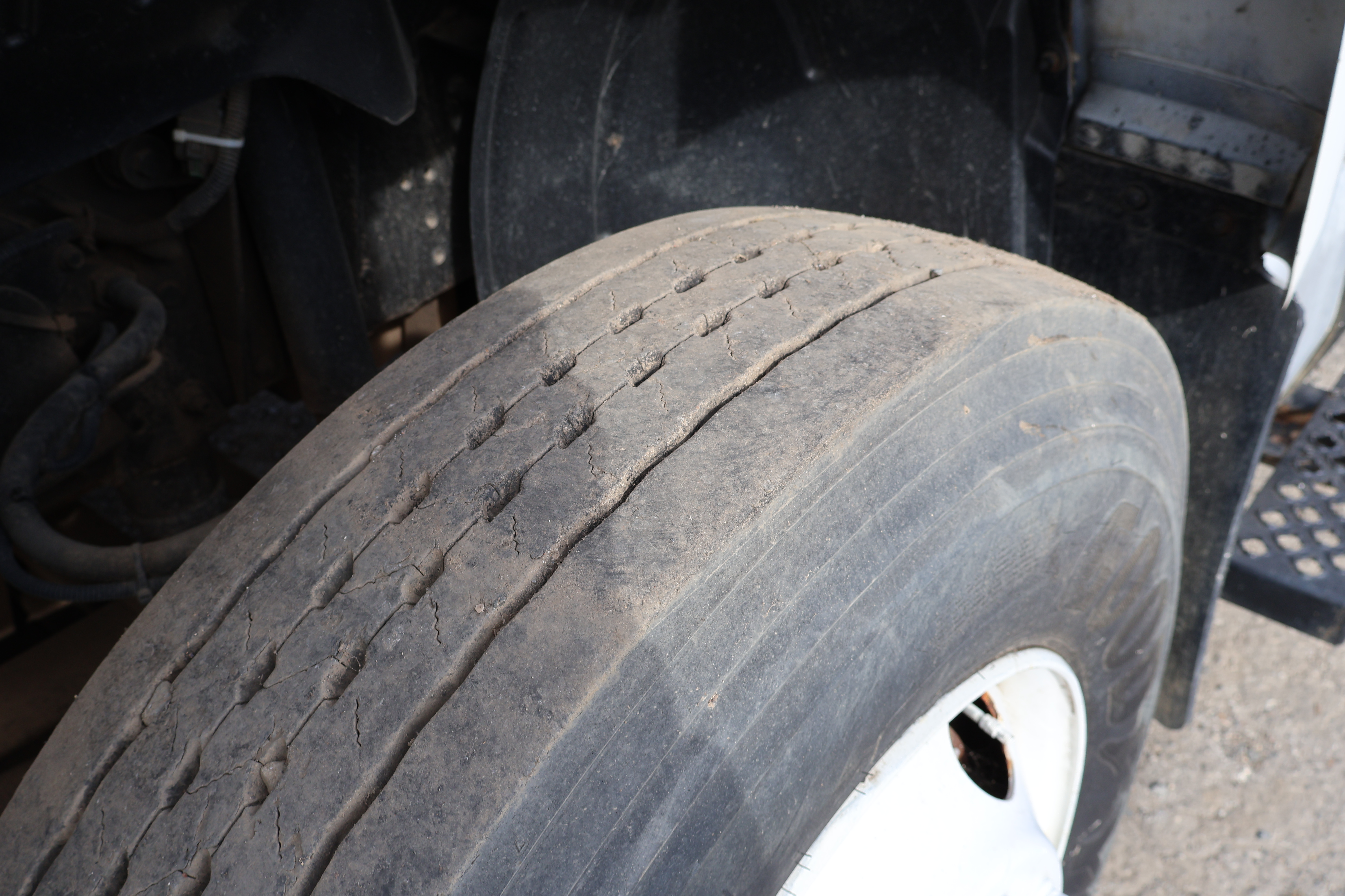 2006 GMC C7500 - Image 36