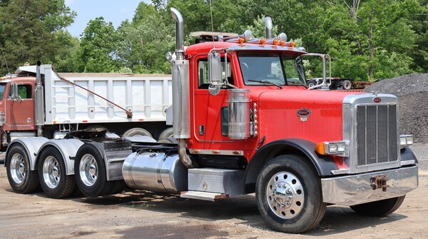 2006 PETERBILT 379