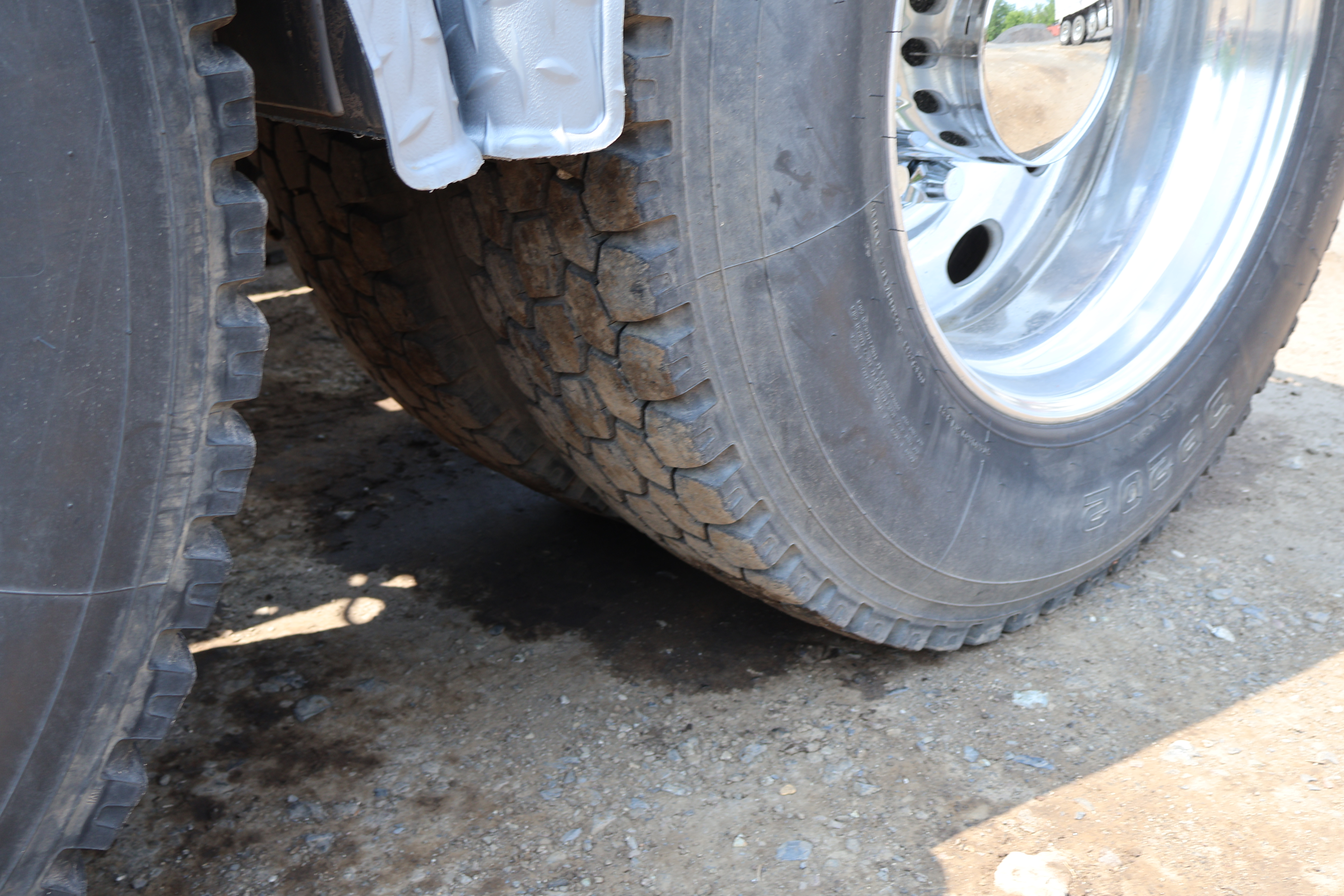 2006 PETERBILT 379 - Image 28