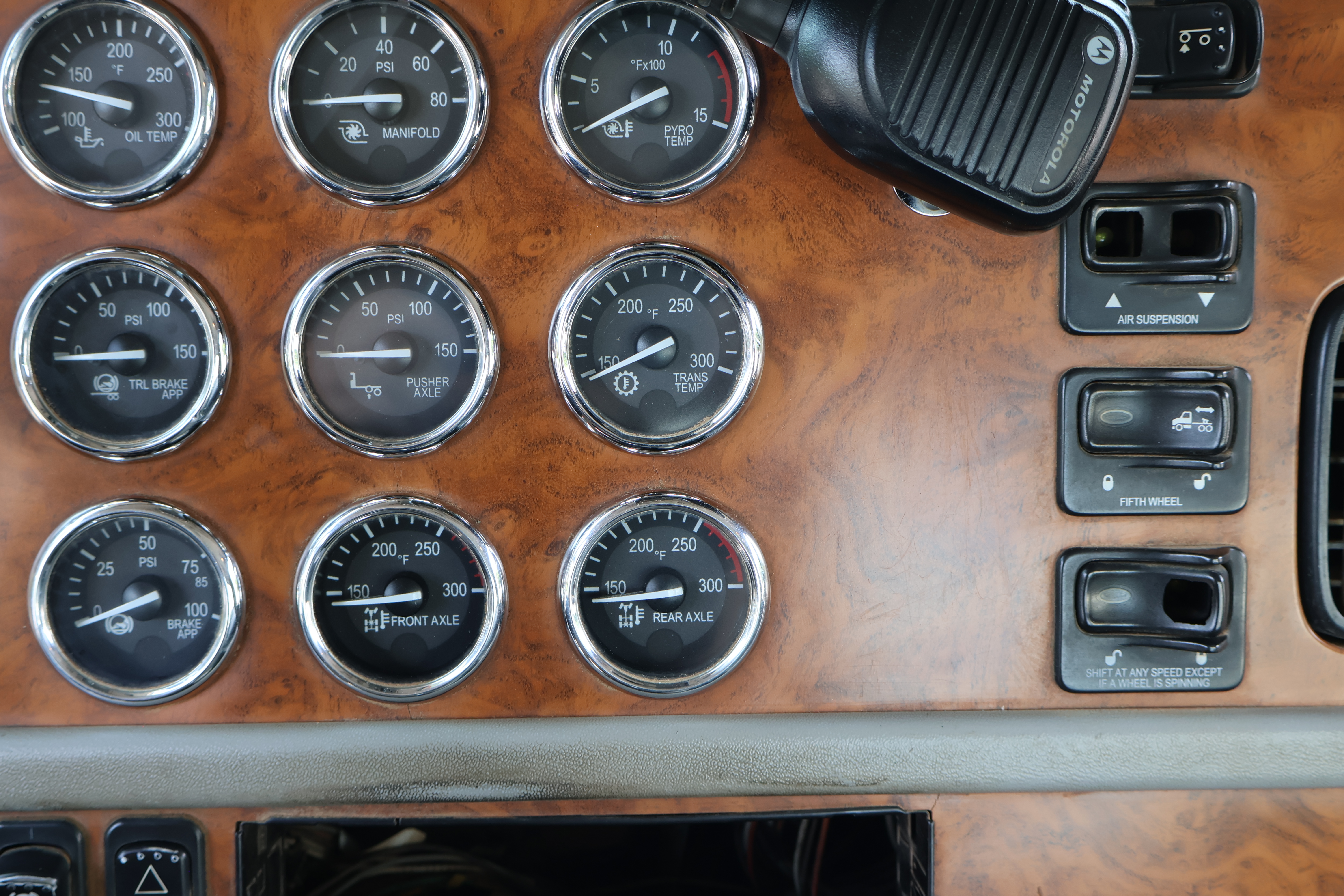 2006 PETERBILT 379 - Image 35