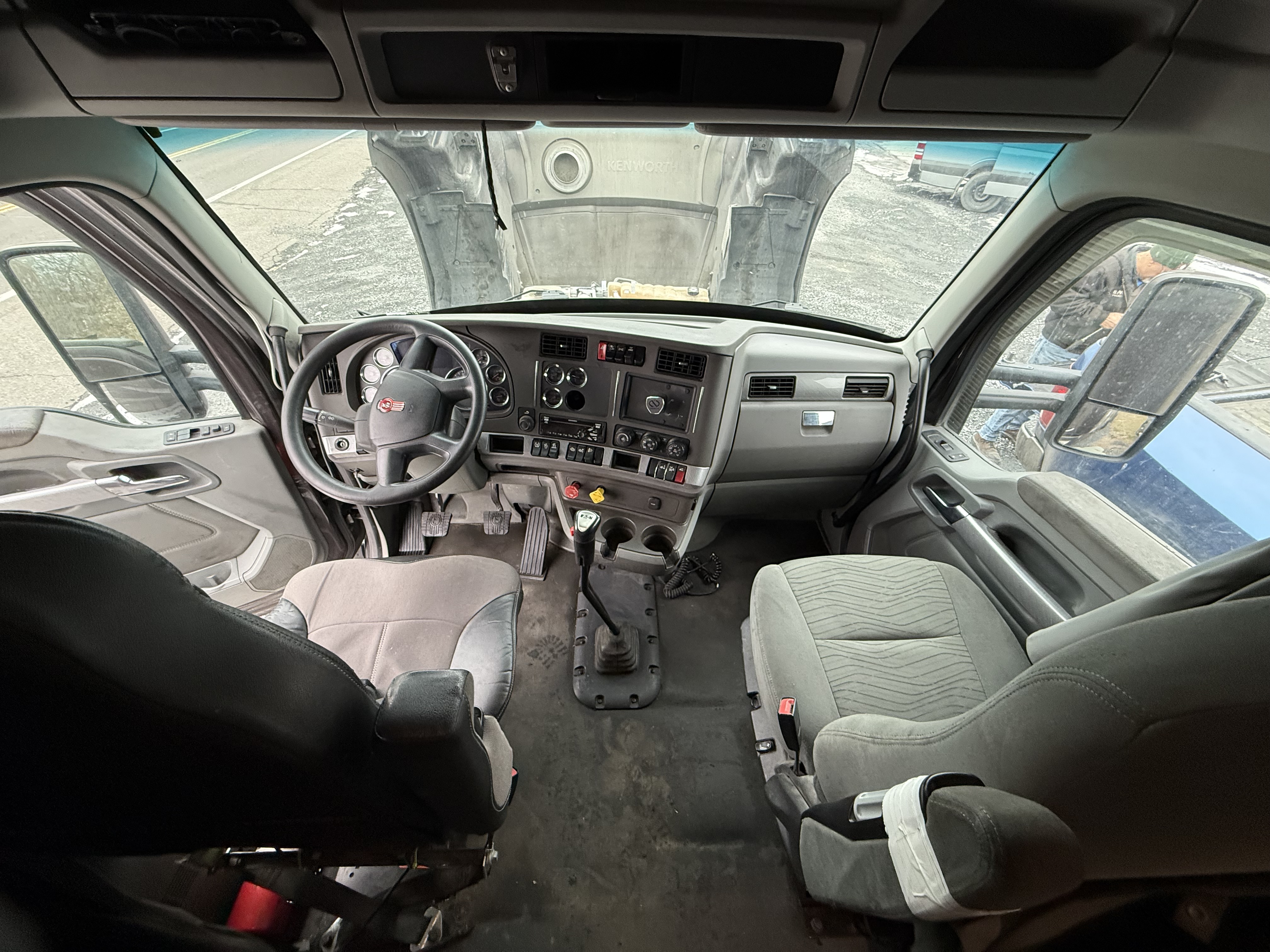 2016 KENWORTH T680 - Image 19