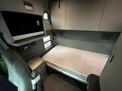 2016 KENWORTH T680 - Image 22