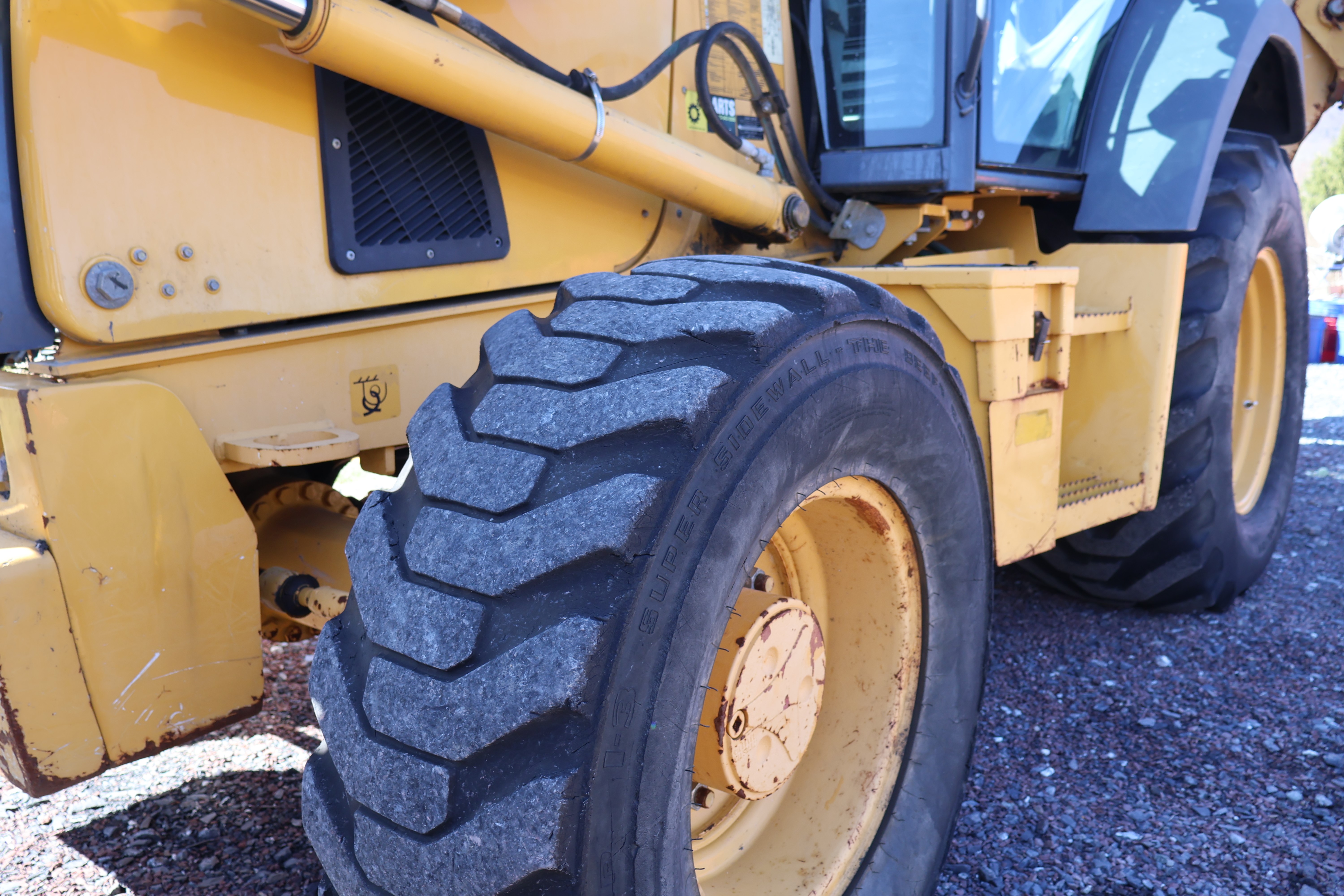 2012 DEERE 310SJ - view 19 of 40