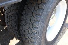 2008 PETERBILT 388 - Image 25