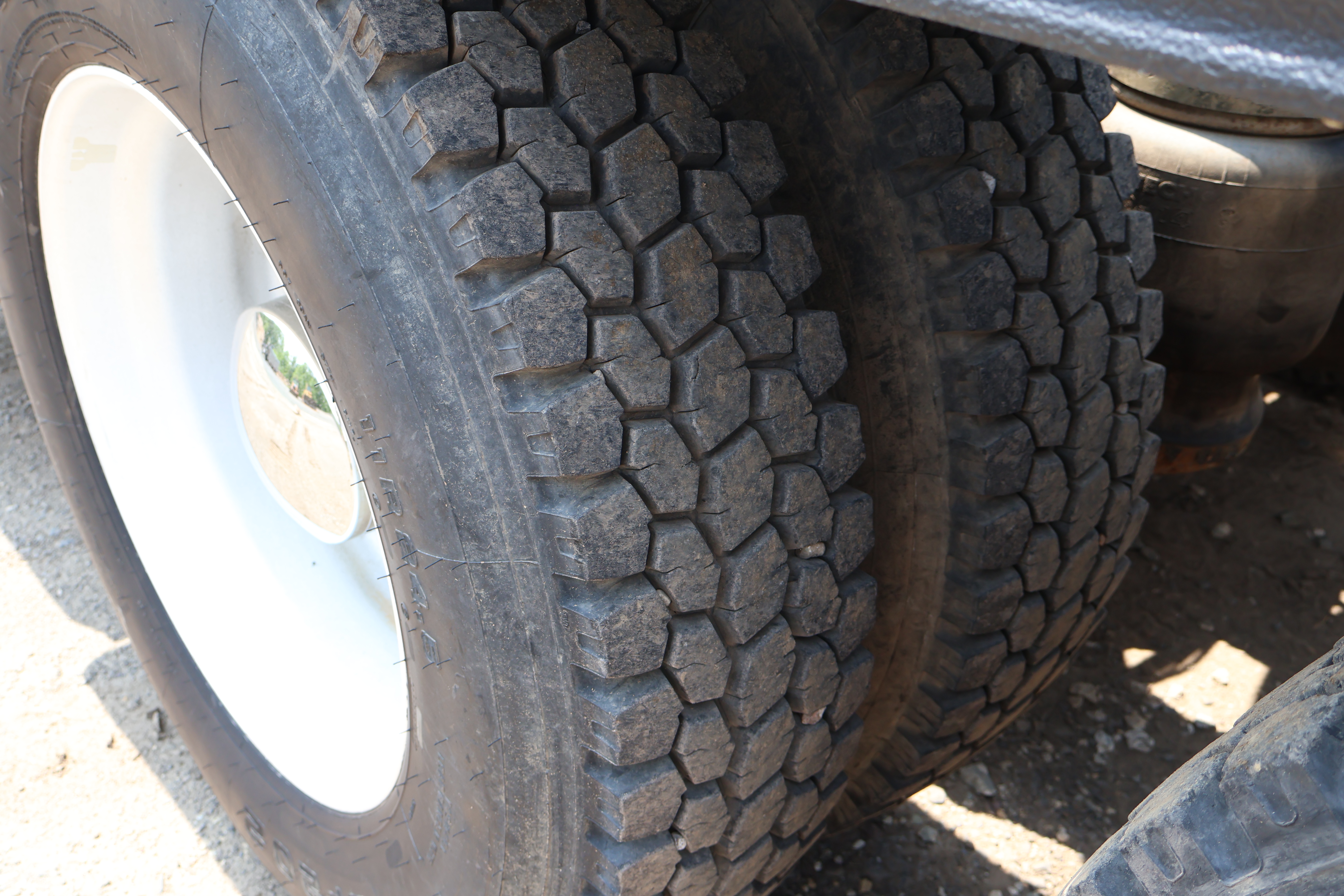 2008 PETERBILT 388 - Image 26