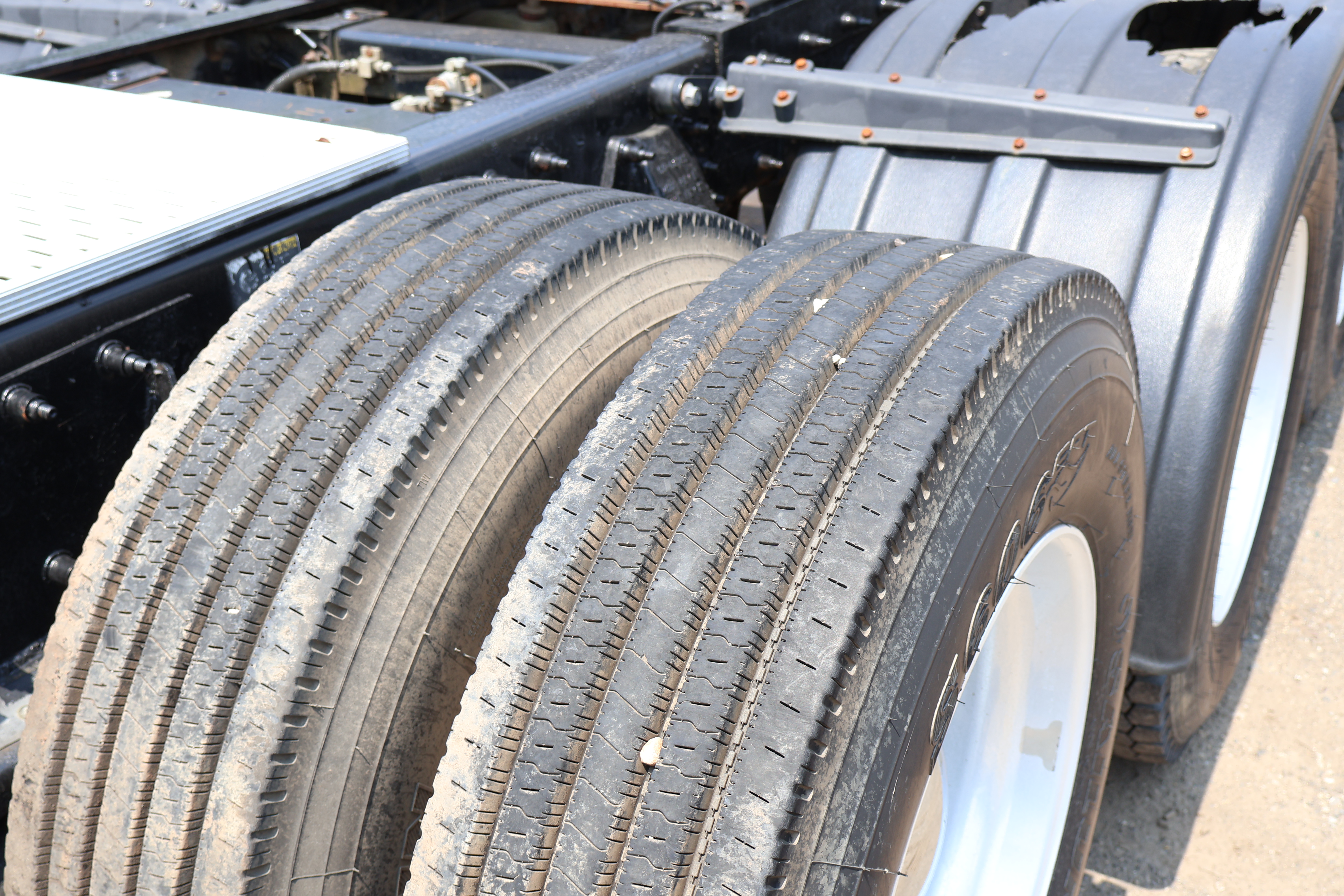 2008 PETERBILT 388 - Image 27