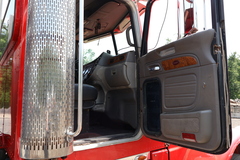 2008 PETERBILT 388 - Image 31