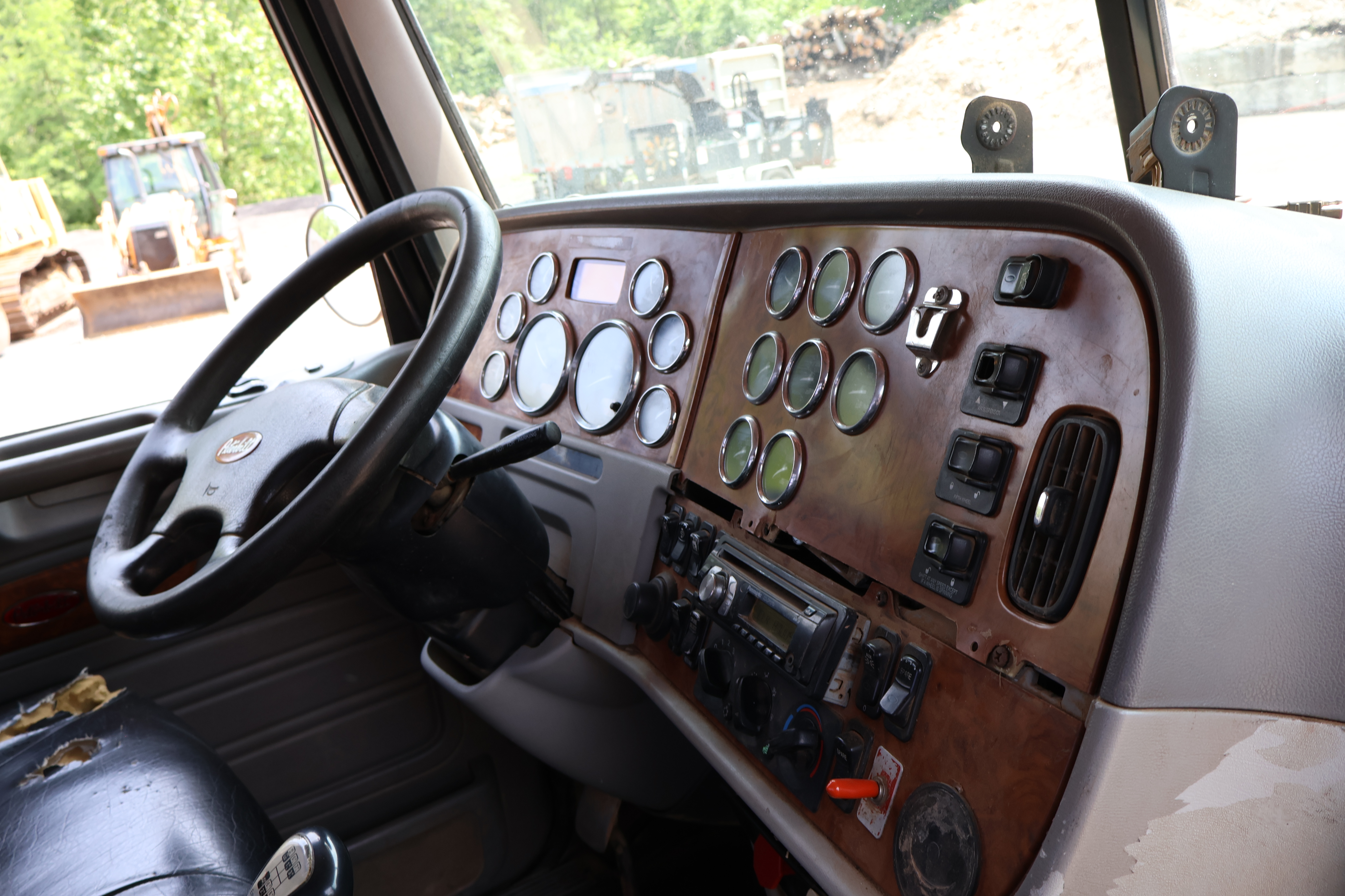 2008 PETERBILT 388 - Image 33