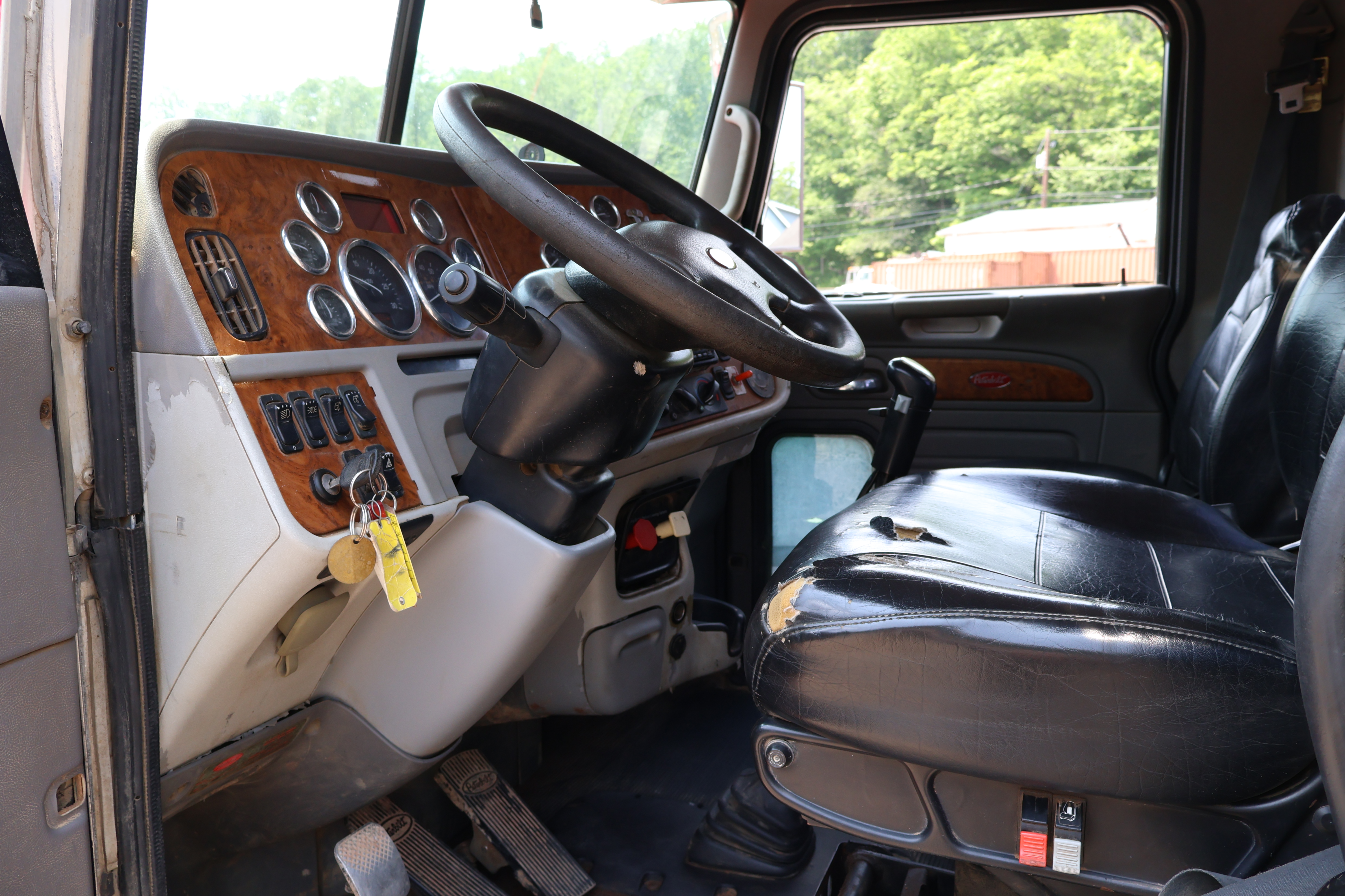 2008 PETERBILT 388 - Image 35