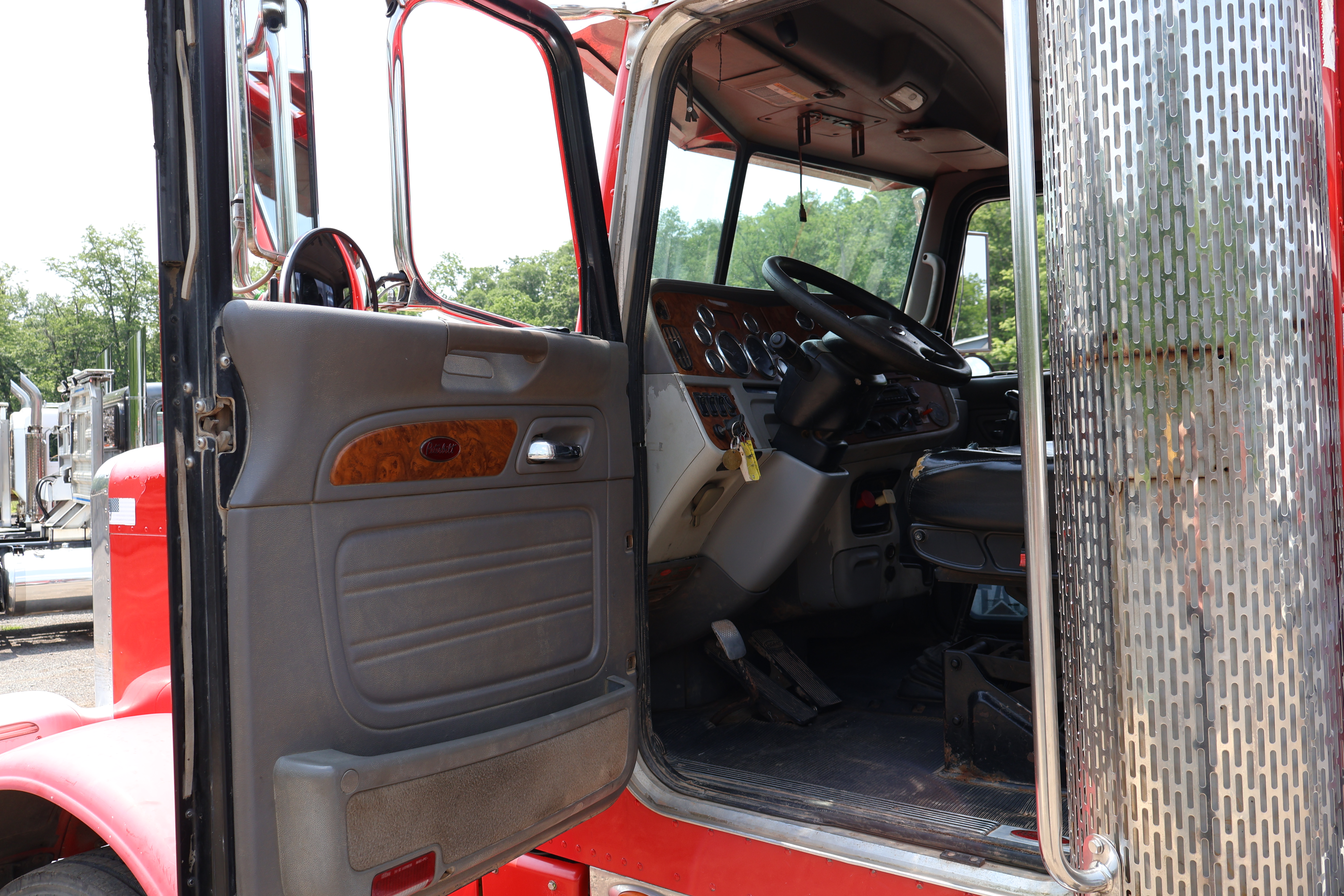 2008 PETERBILT 388 - Image 36