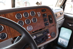 2008 PETERBILT 388 - Image 38