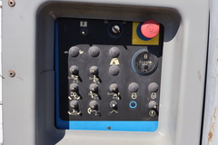 2011 GENIE Z-45/25 J - Image 8