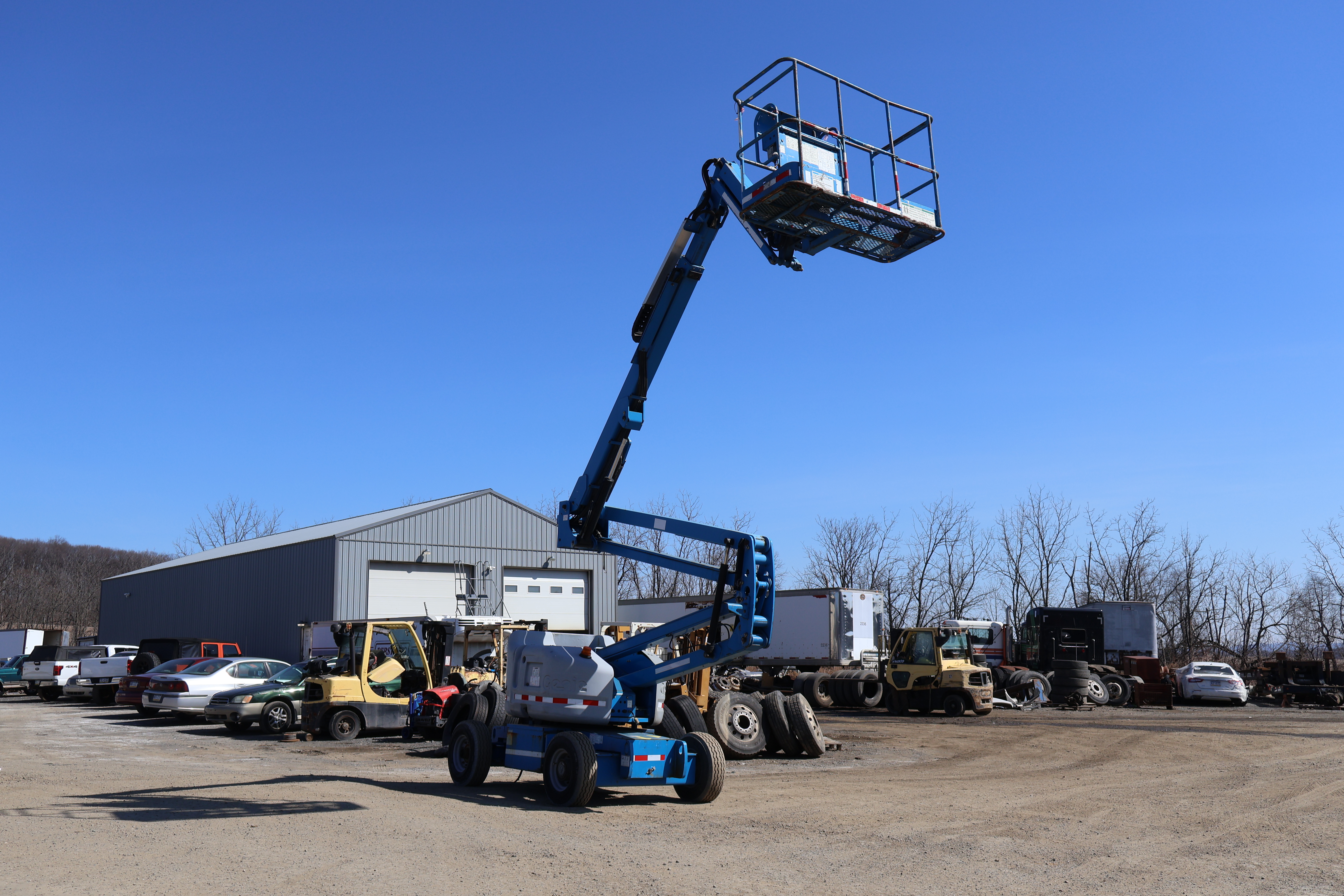 2011 GENIE Z-45/25 J - Image 20