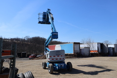 2011 GENIE Z-45/25 J - Image 24