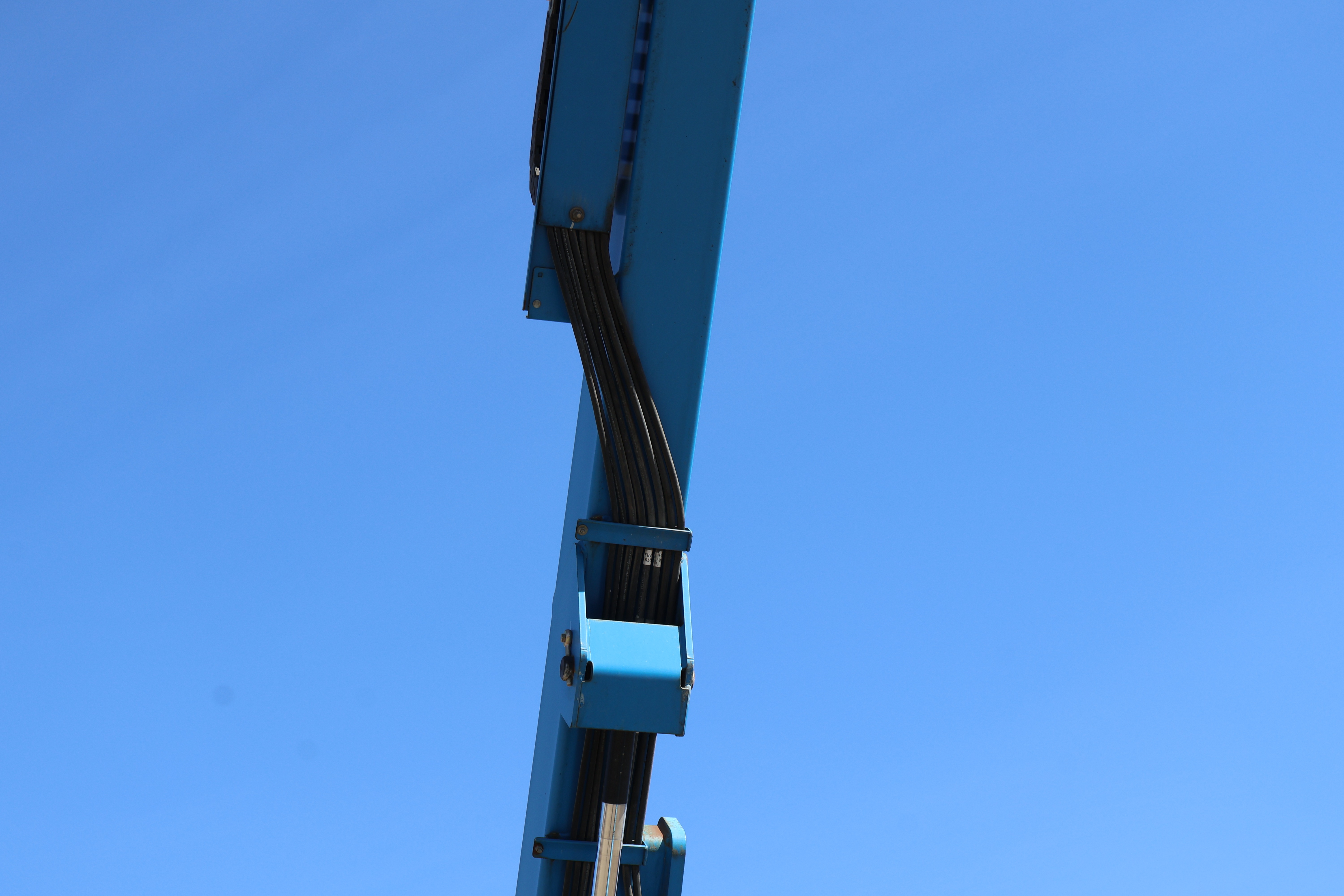 2011 GENIE Z-45/25 J - Image 26