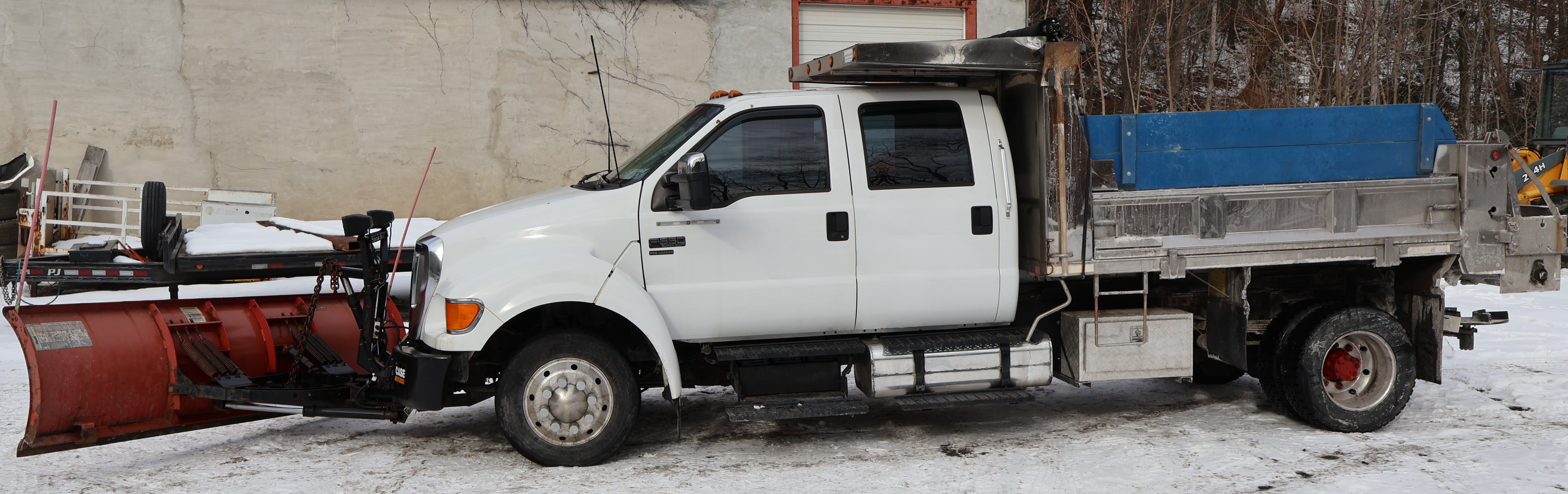 2004 FORD F650 - Image 5