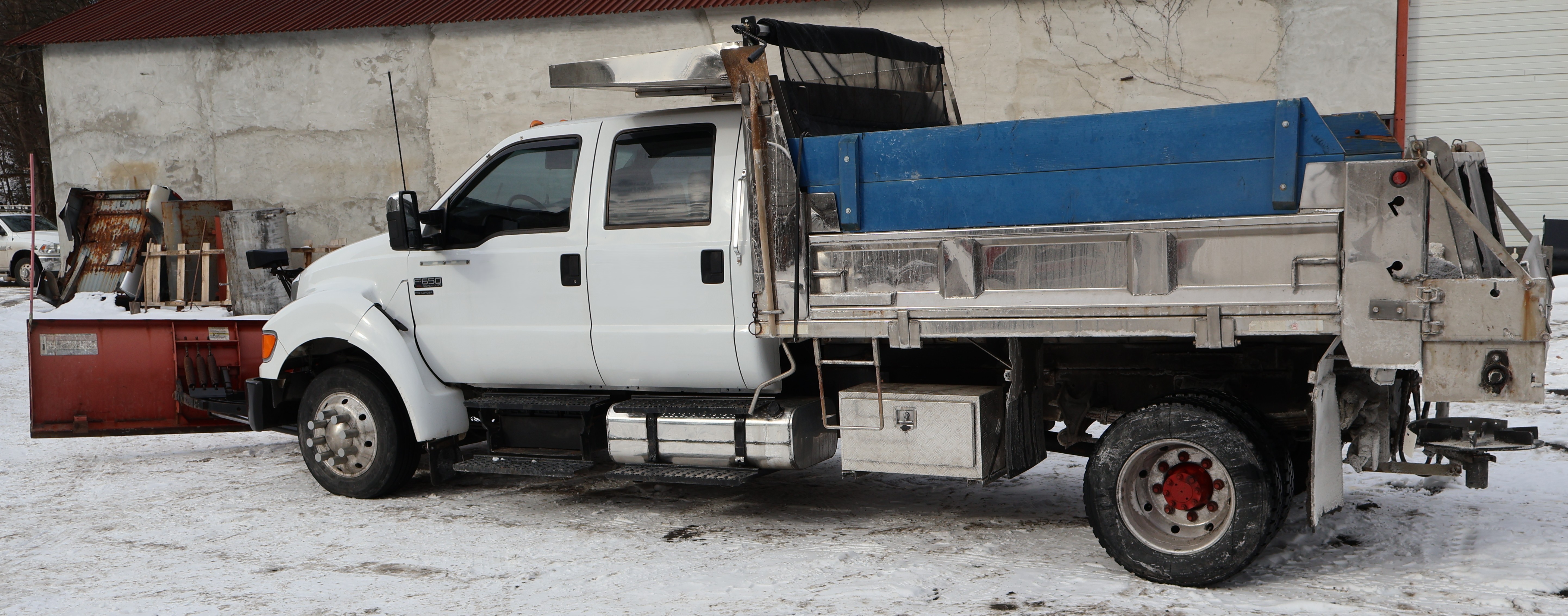 2004 FORD F650 - Image 7