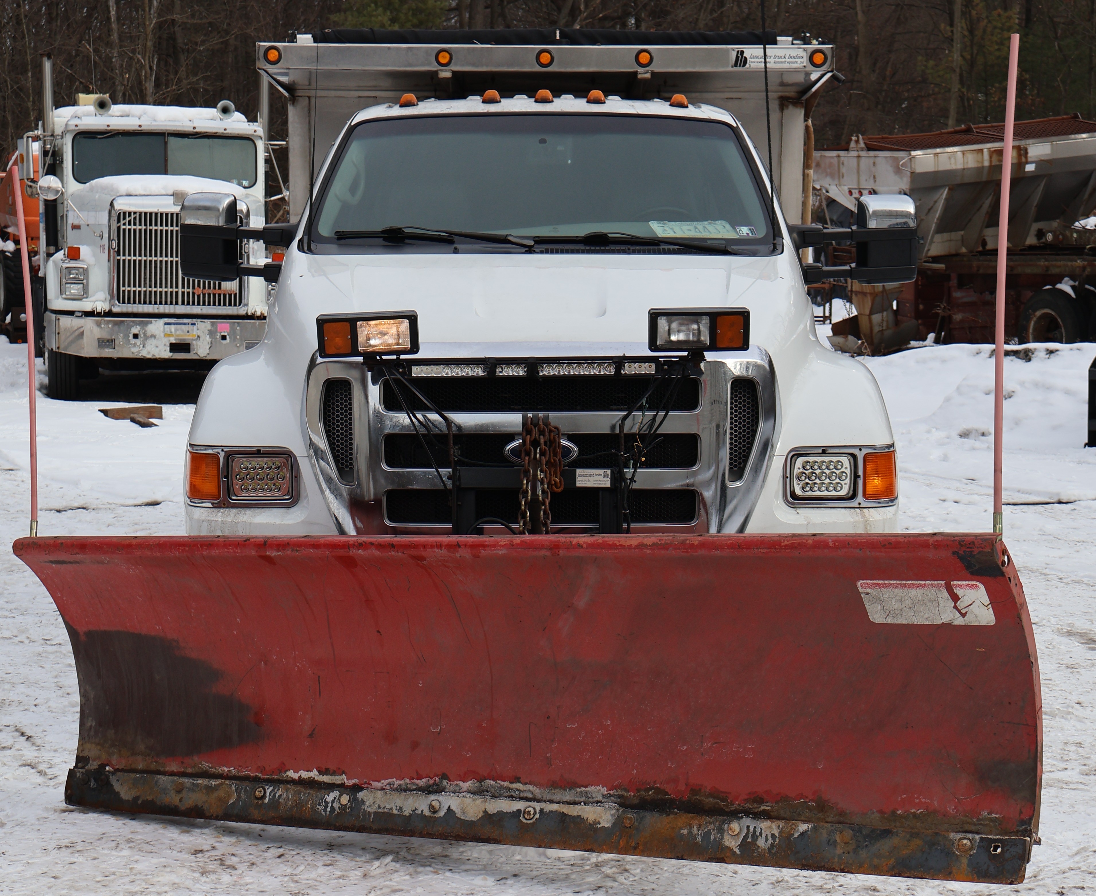 2004 FORD F650 - Image 16