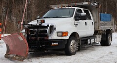 2004 FORD F650 - Image 1