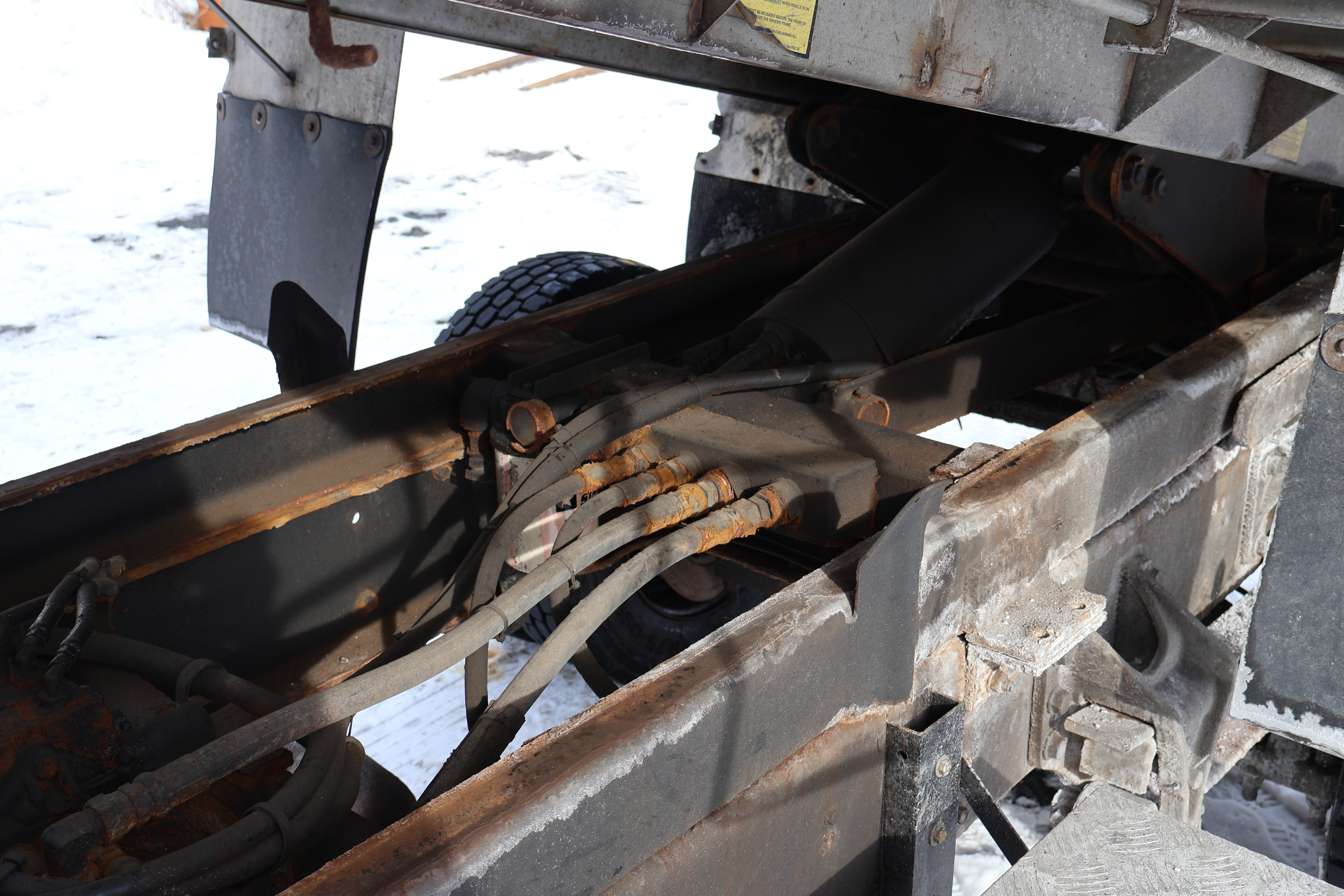 2004 FORD F650 - Image 28