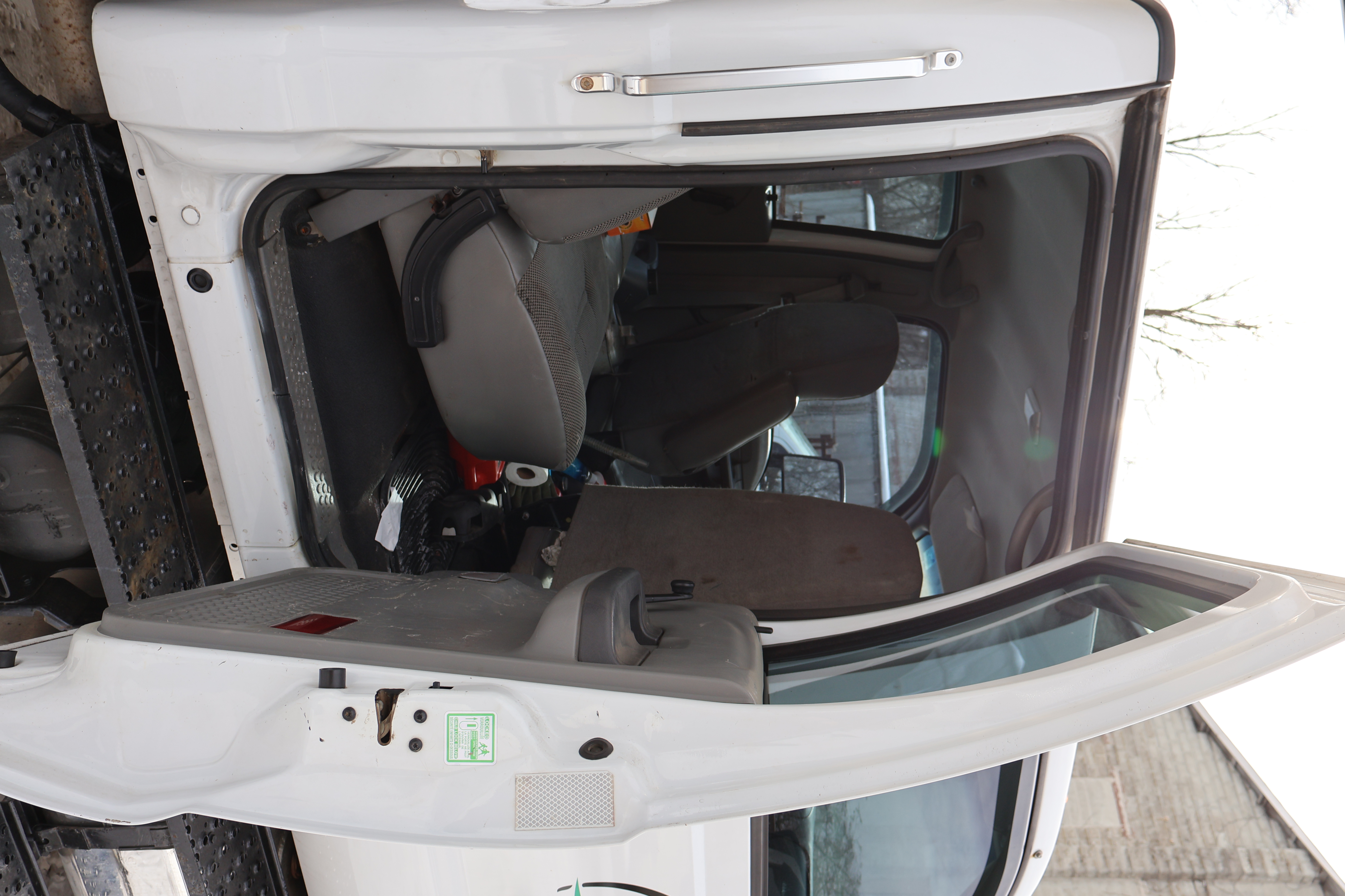 2004 FORD F650 - Image 37