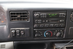 2004 FORD F650 - Image 35
