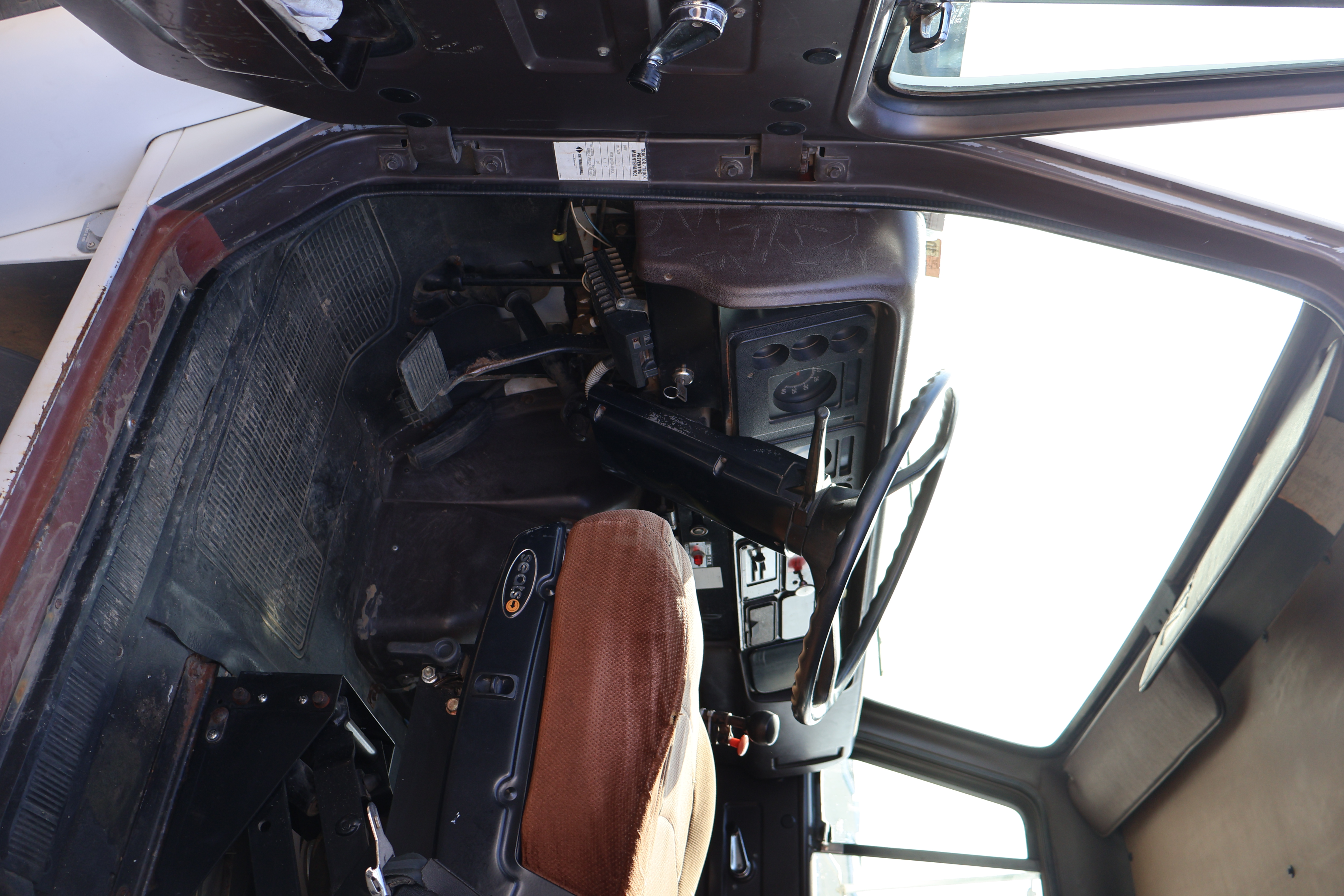 1988 INTERNATIONAL 1954 - view 12 of 33