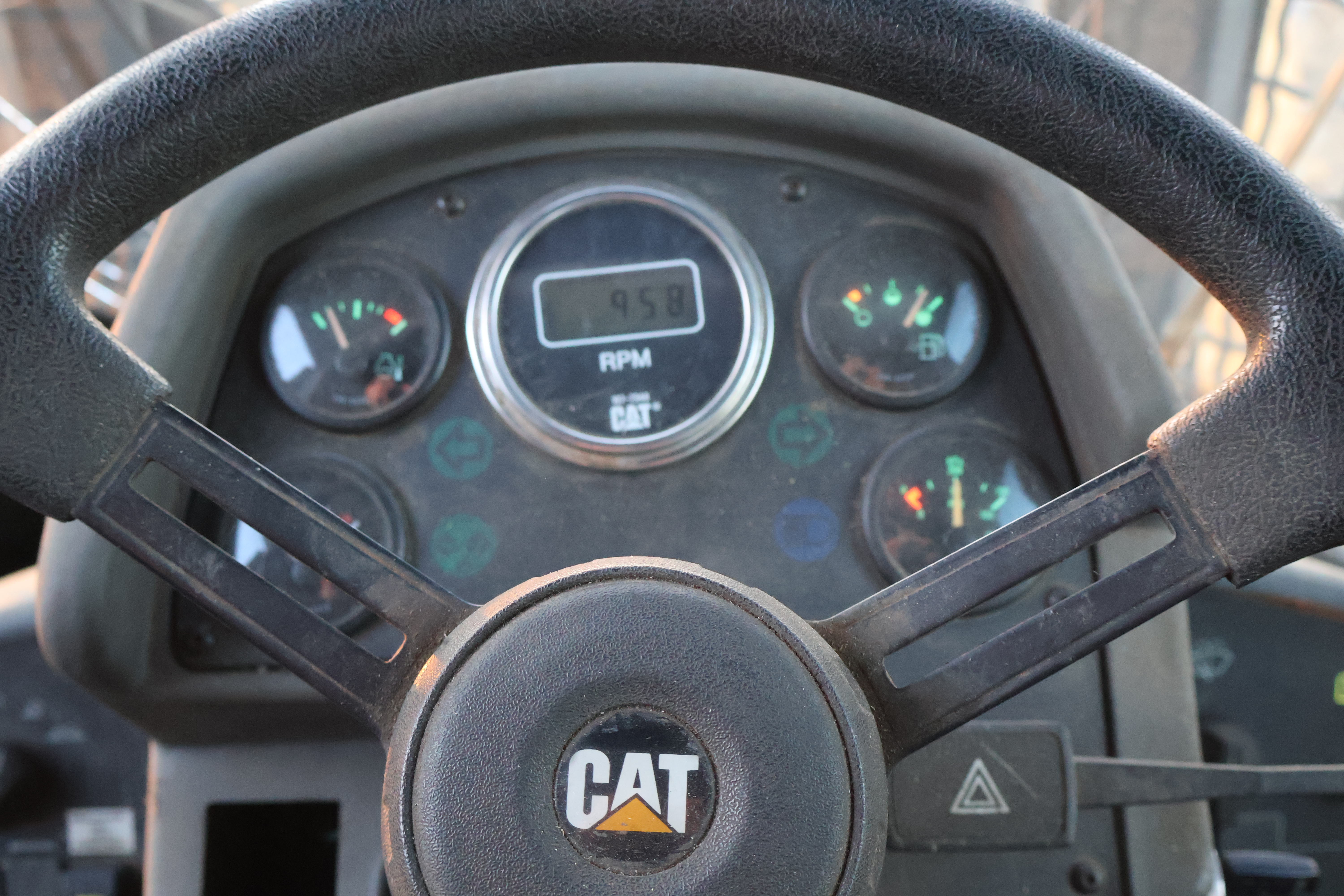 2002 MAGNUM 300 - Image 21