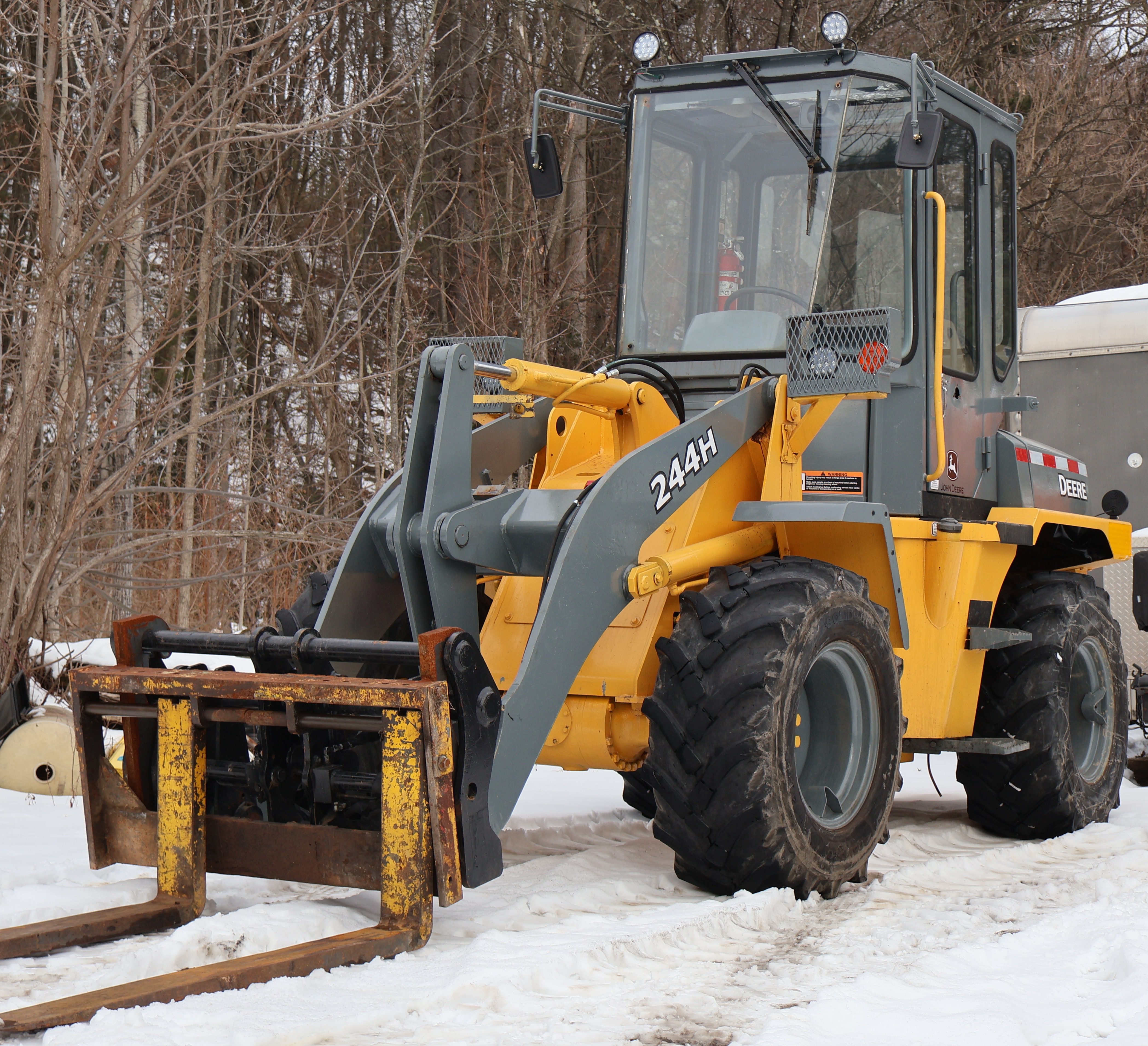 2000 DEERE 244H - view 3 of 38