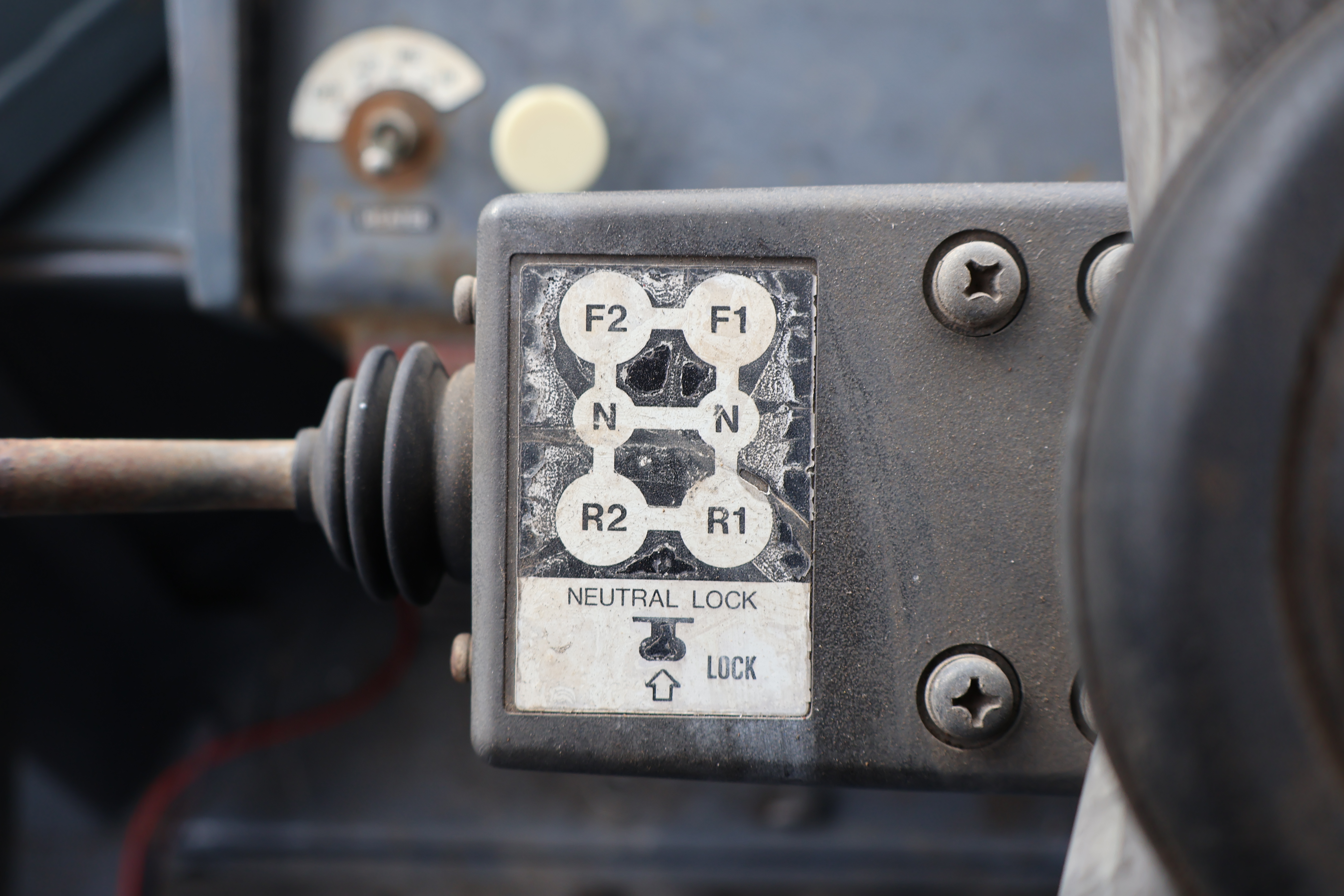 2000 DEERE 244H - Image 29