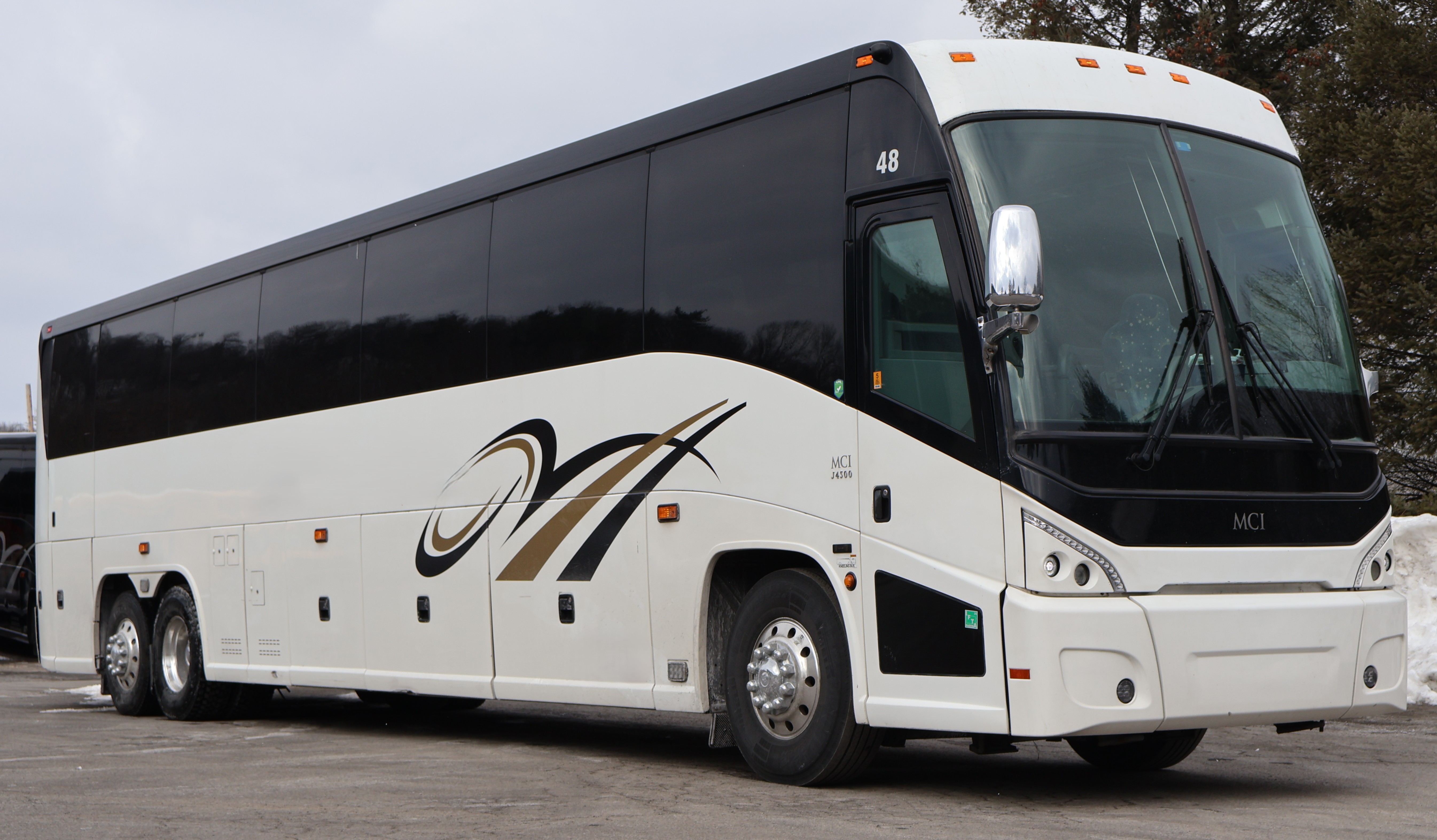 2014 MCI J4500
