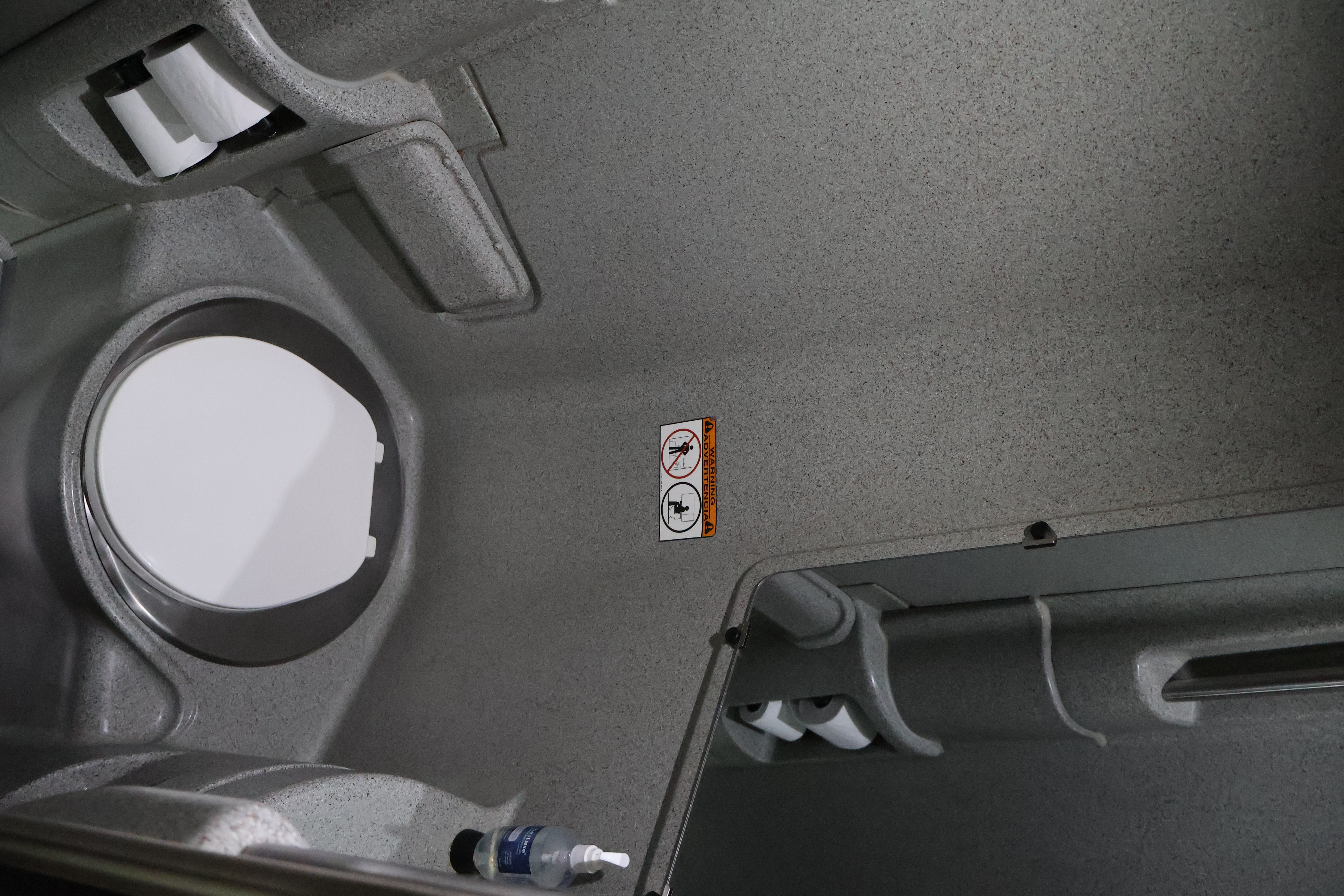 2014 MCI J4500 - view 18 of 40